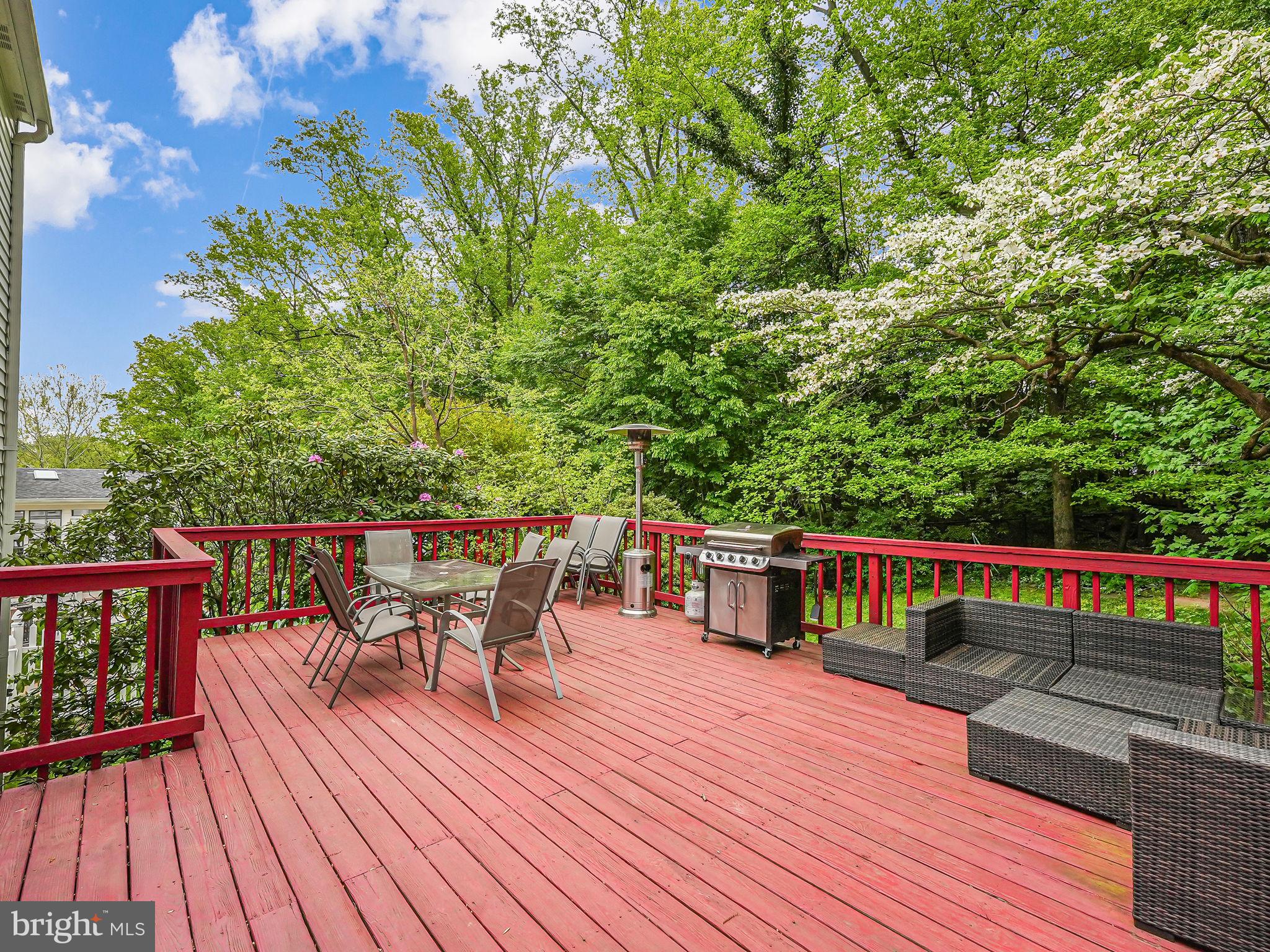 PROVIDENCE WOODS - Residential