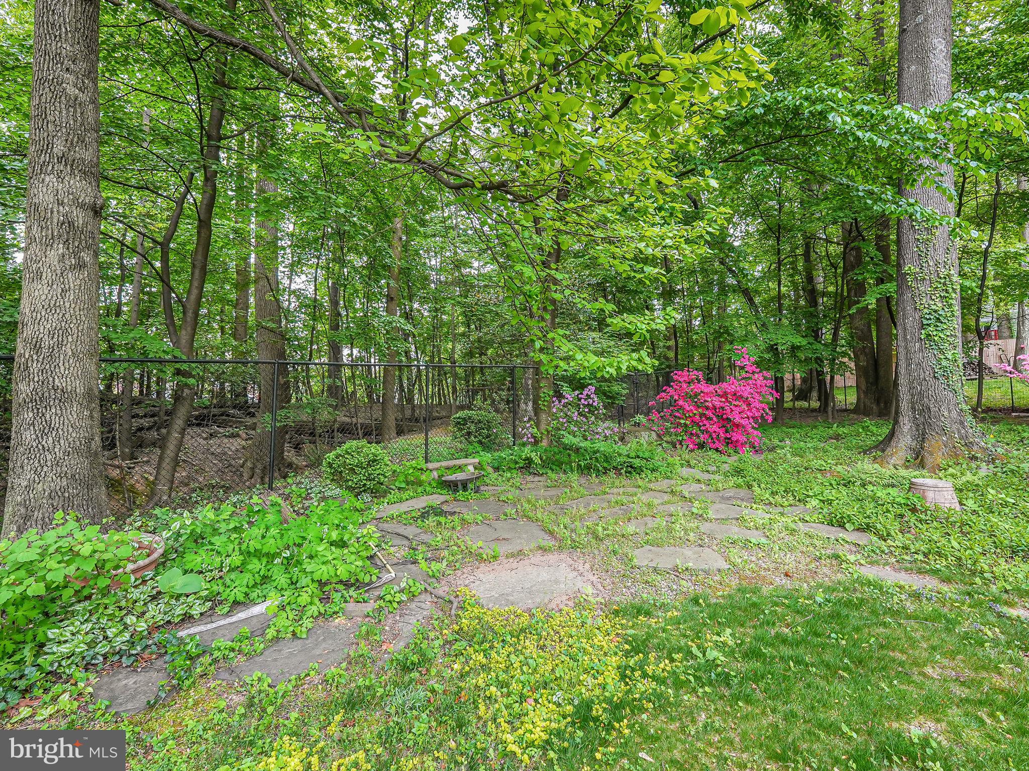 PROVIDENCE WOODS - Residential