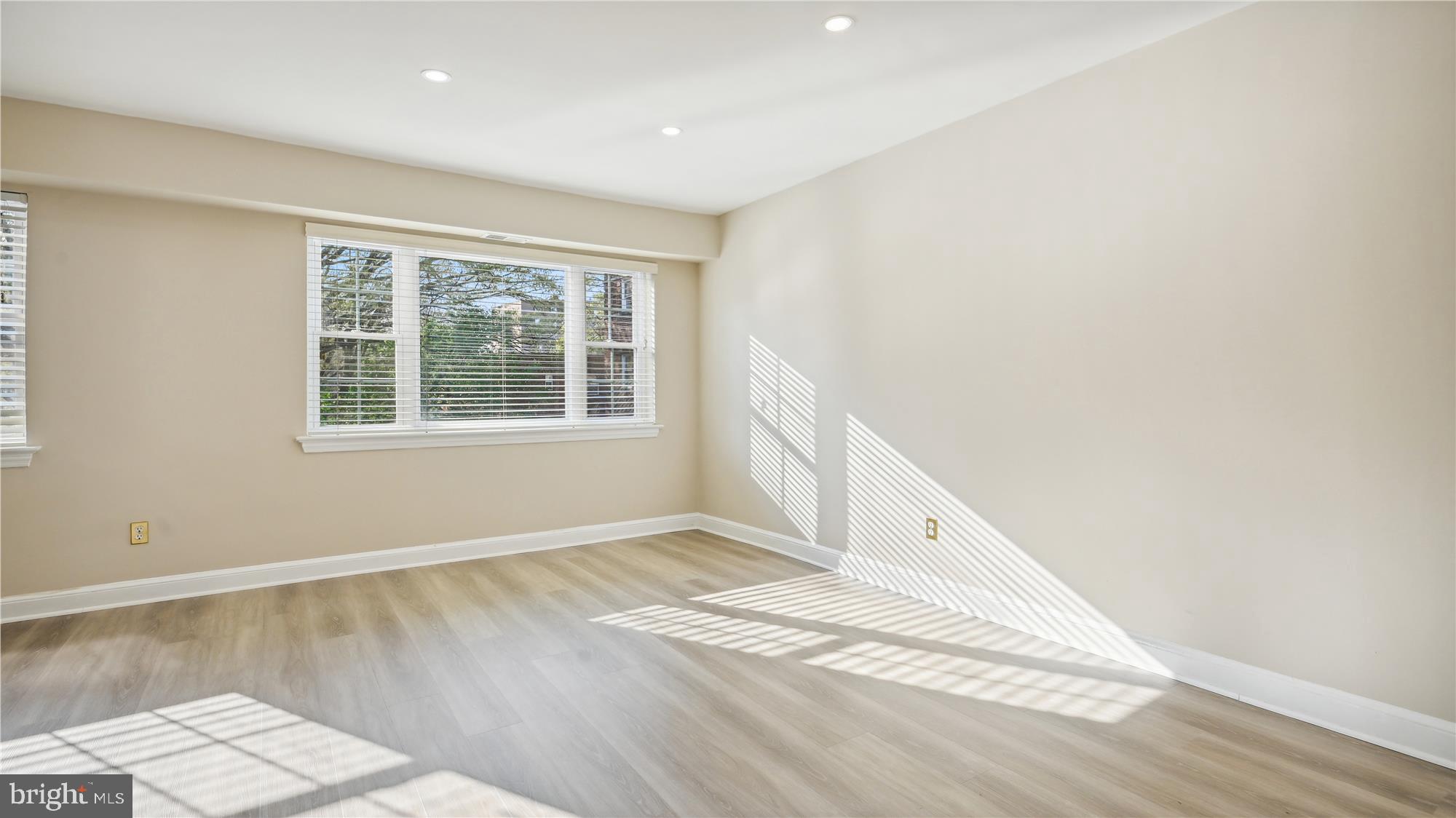 WESTMORELAND TERRACE - Residential Lease