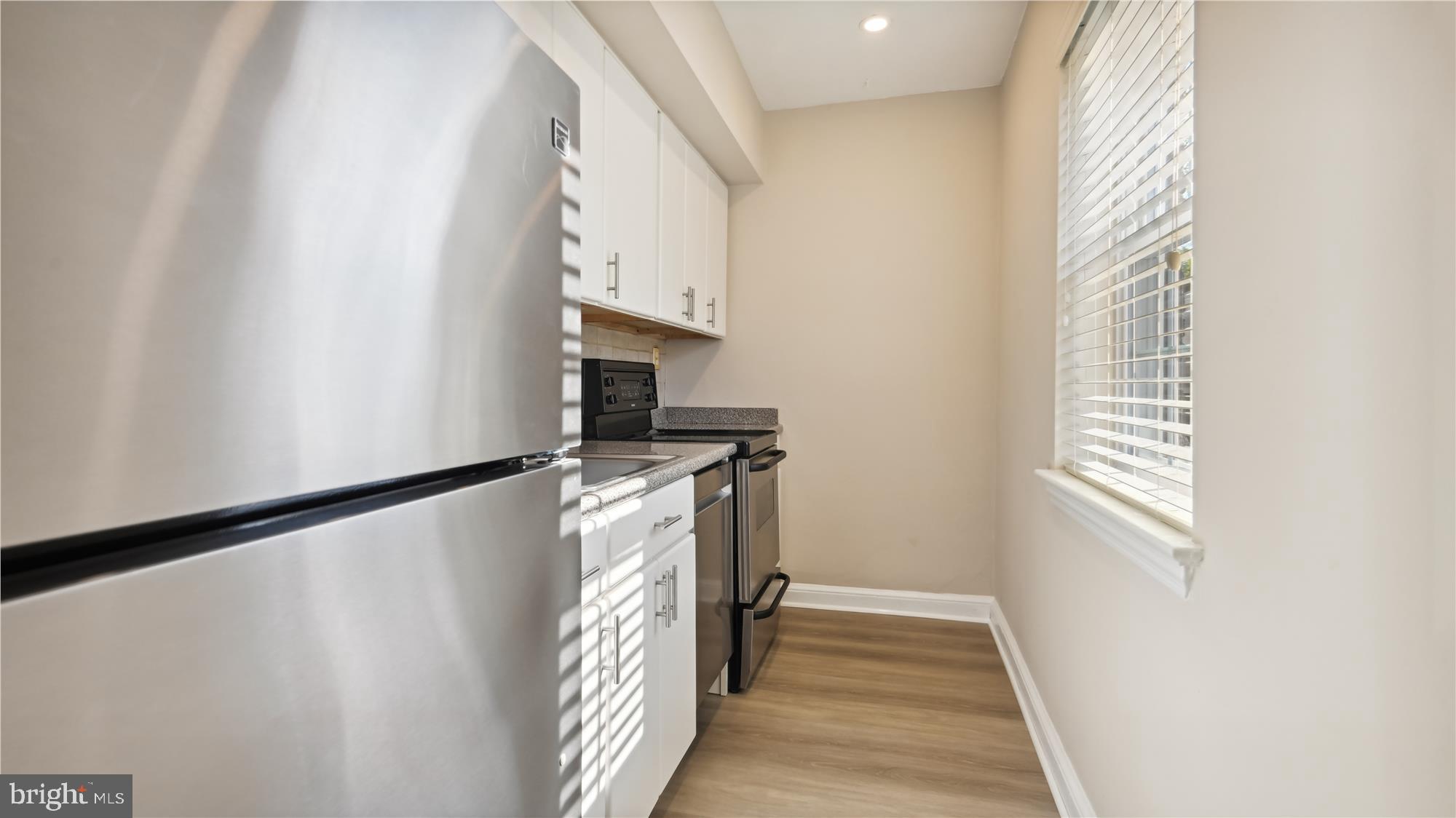 WESTMORELAND TERRACE - Residential Lease