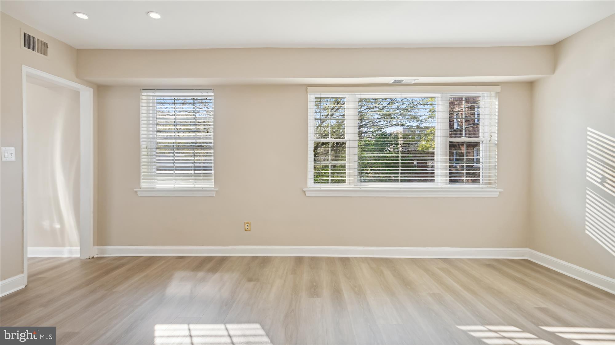 WESTMORELAND TERRACE - Residential Lease