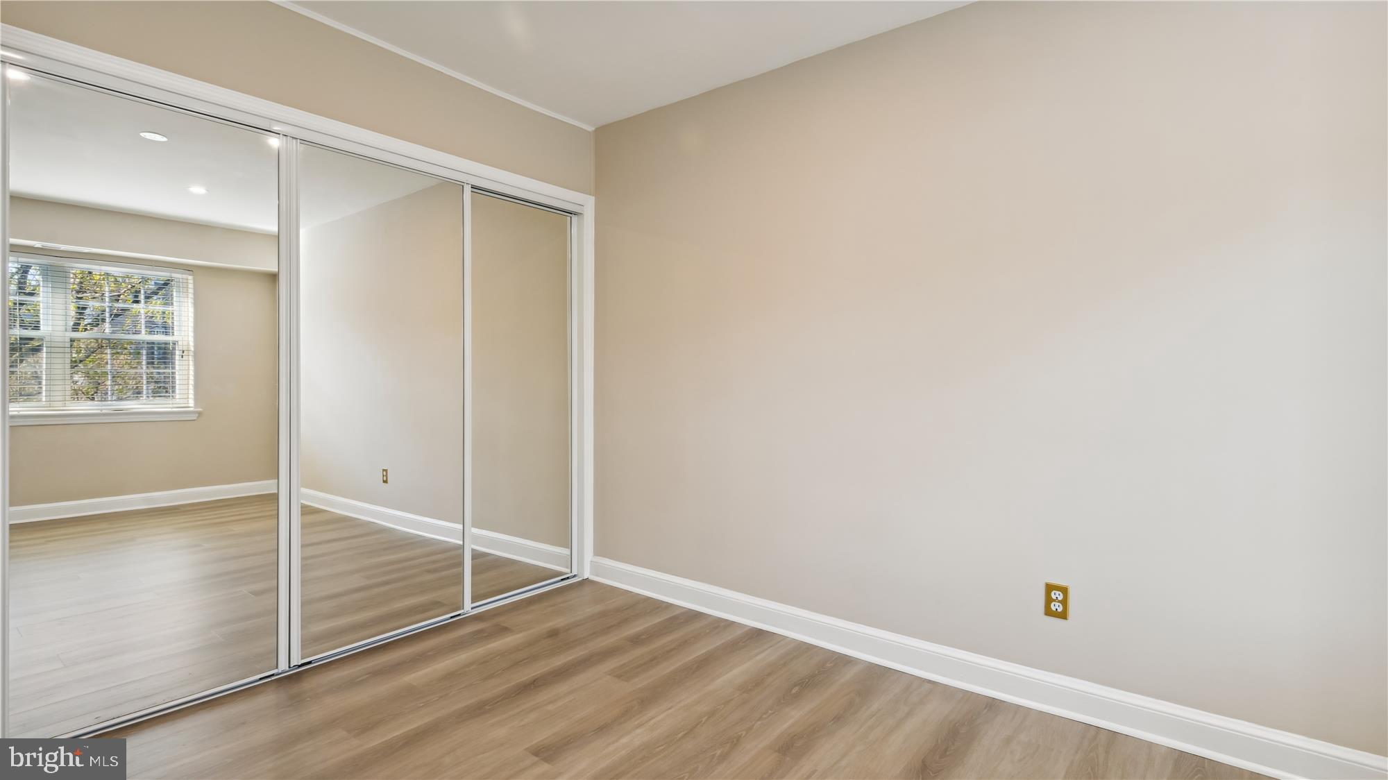 WESTMORELAND TERRACE - Residential Lease