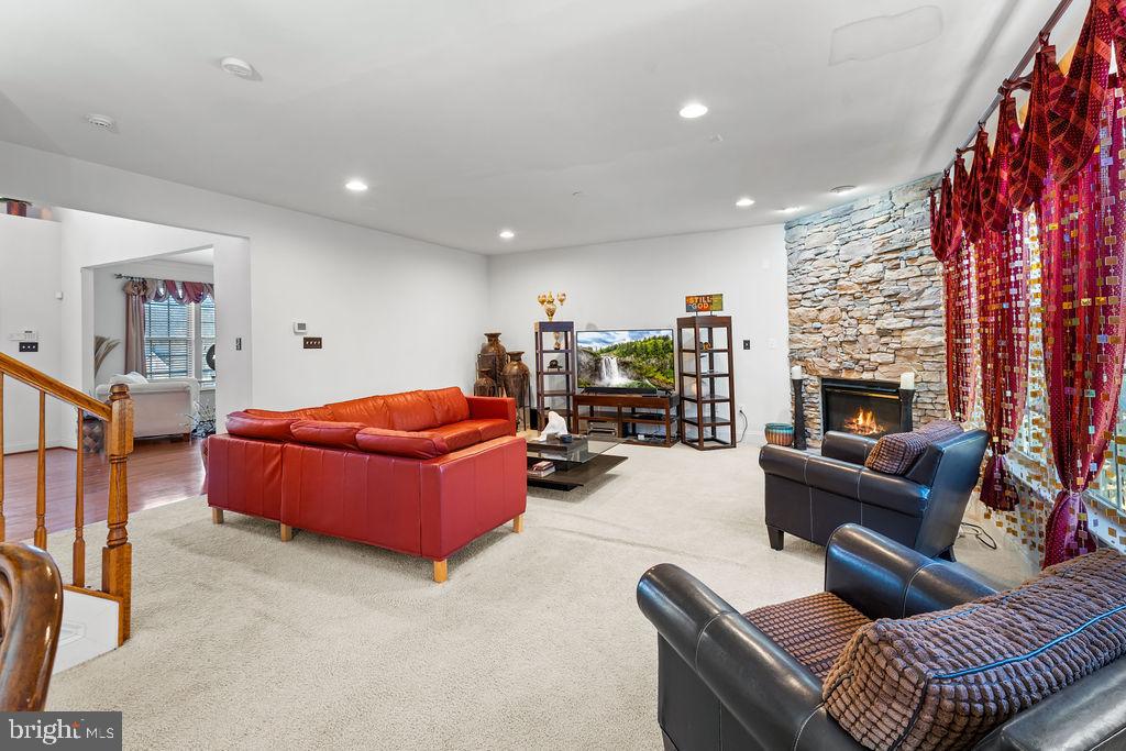 LEE PROPERTY - Residential