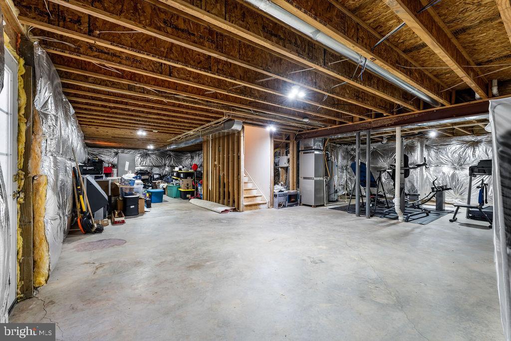 LEE PROPERTY - Residential