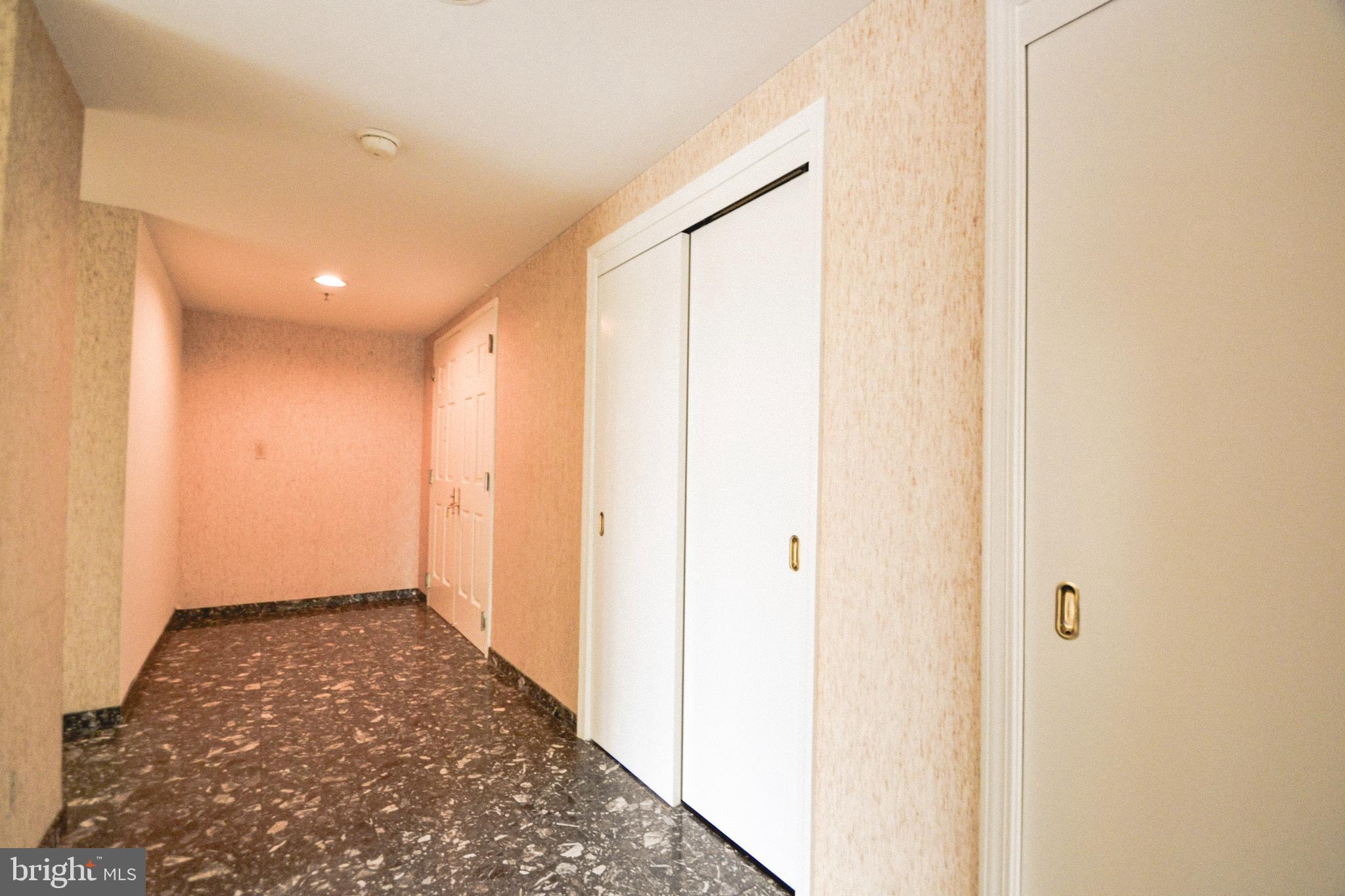 SCARLETT PLACE - Residential