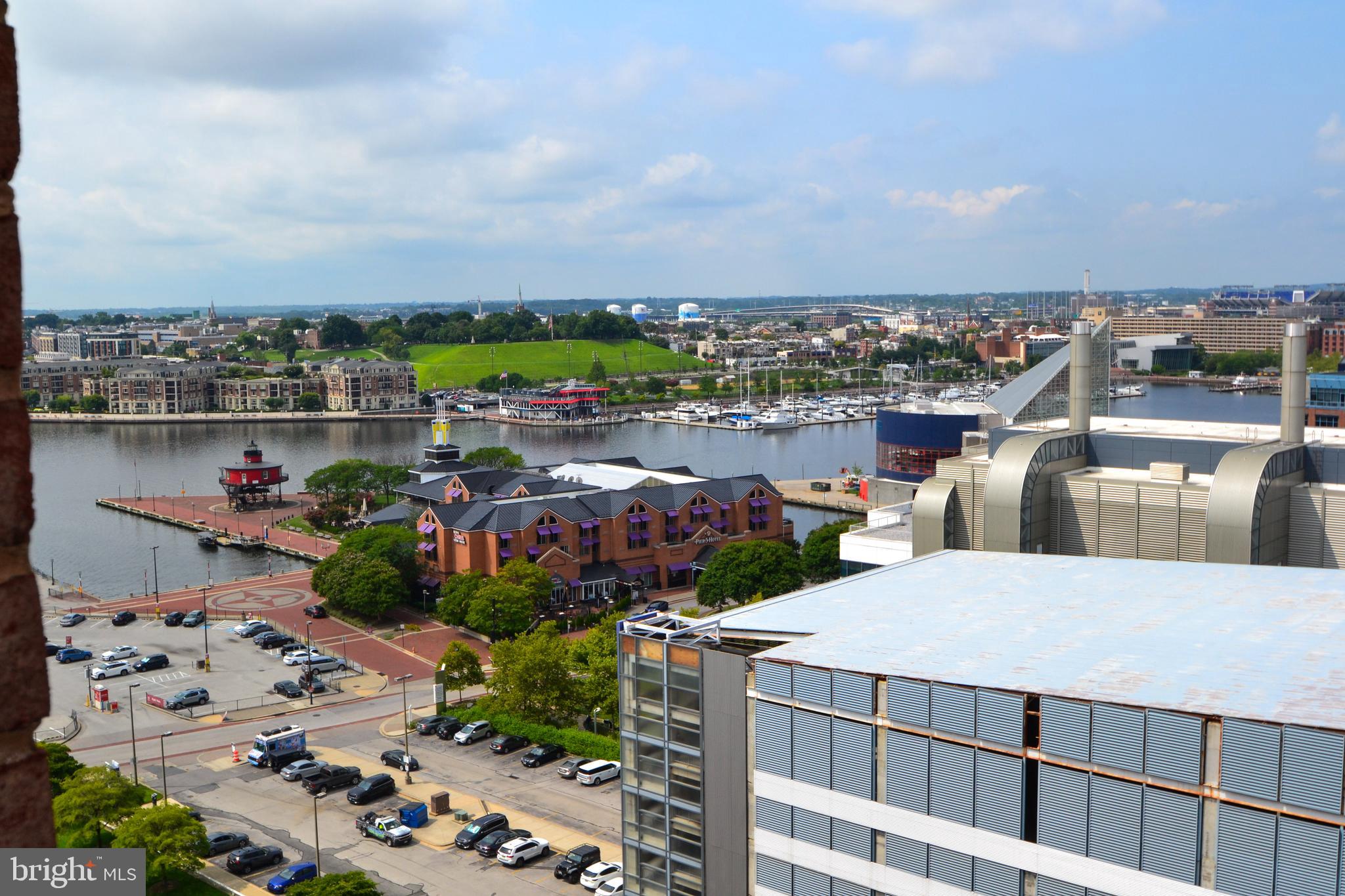 SCARLETT PLACE - Residential