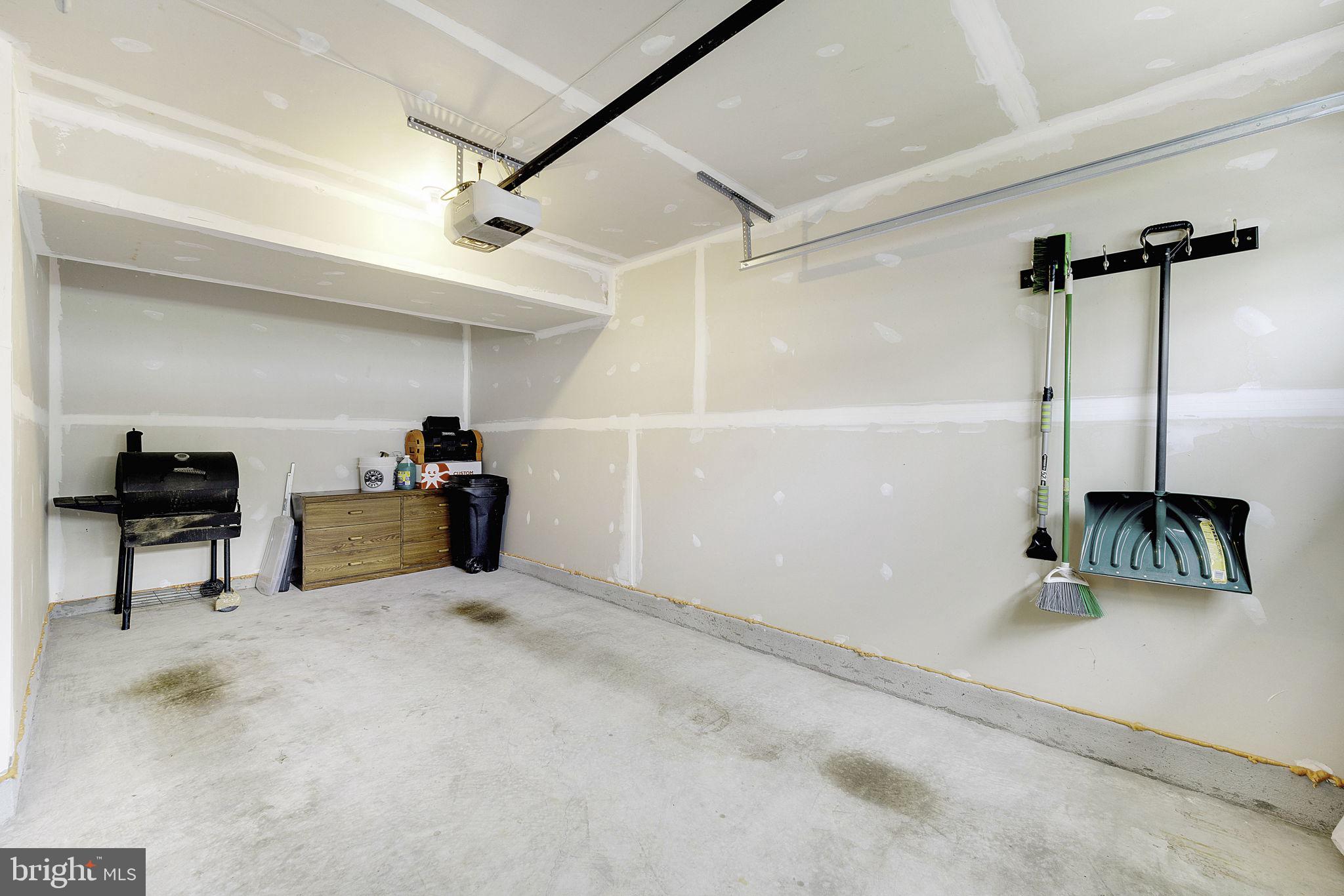 REGENTS CREST - Residential Lease