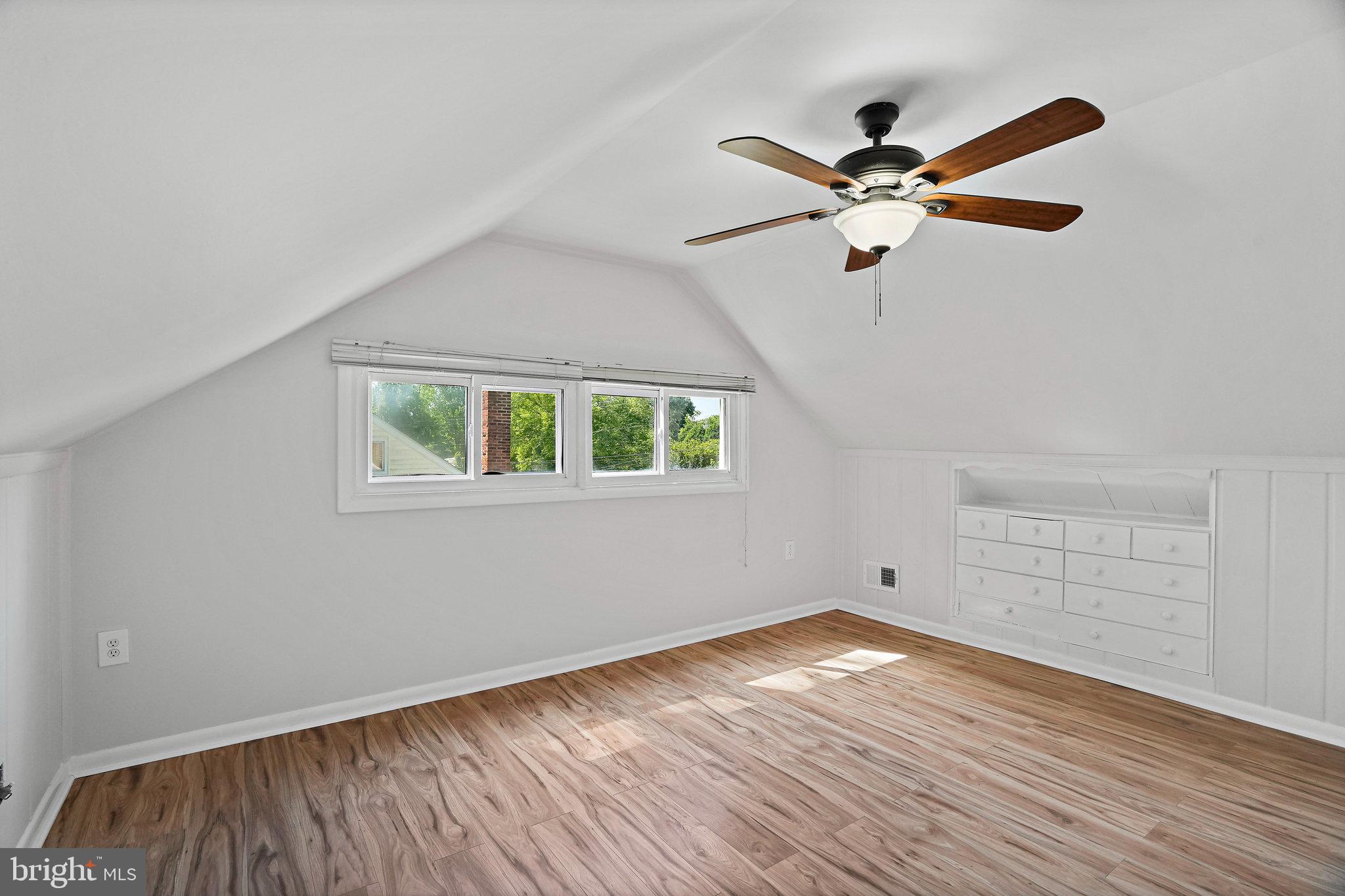 TWINBROOK FOREST - Residential