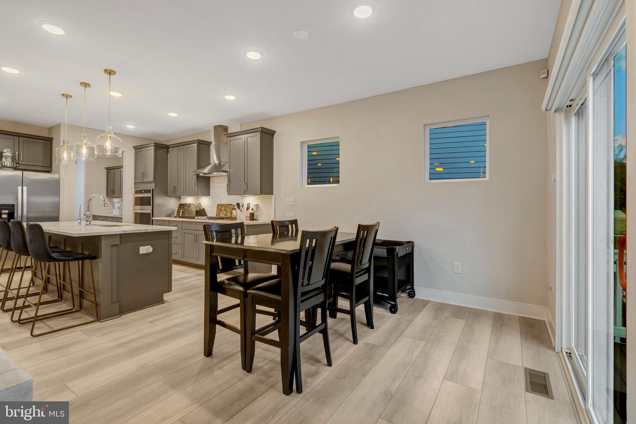 POTOMAC SHORES - Residential