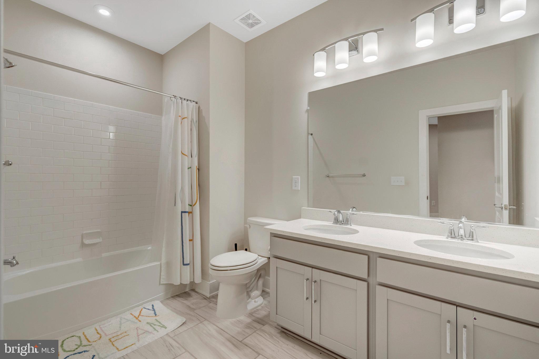 POTOMAC SHORES - Residential