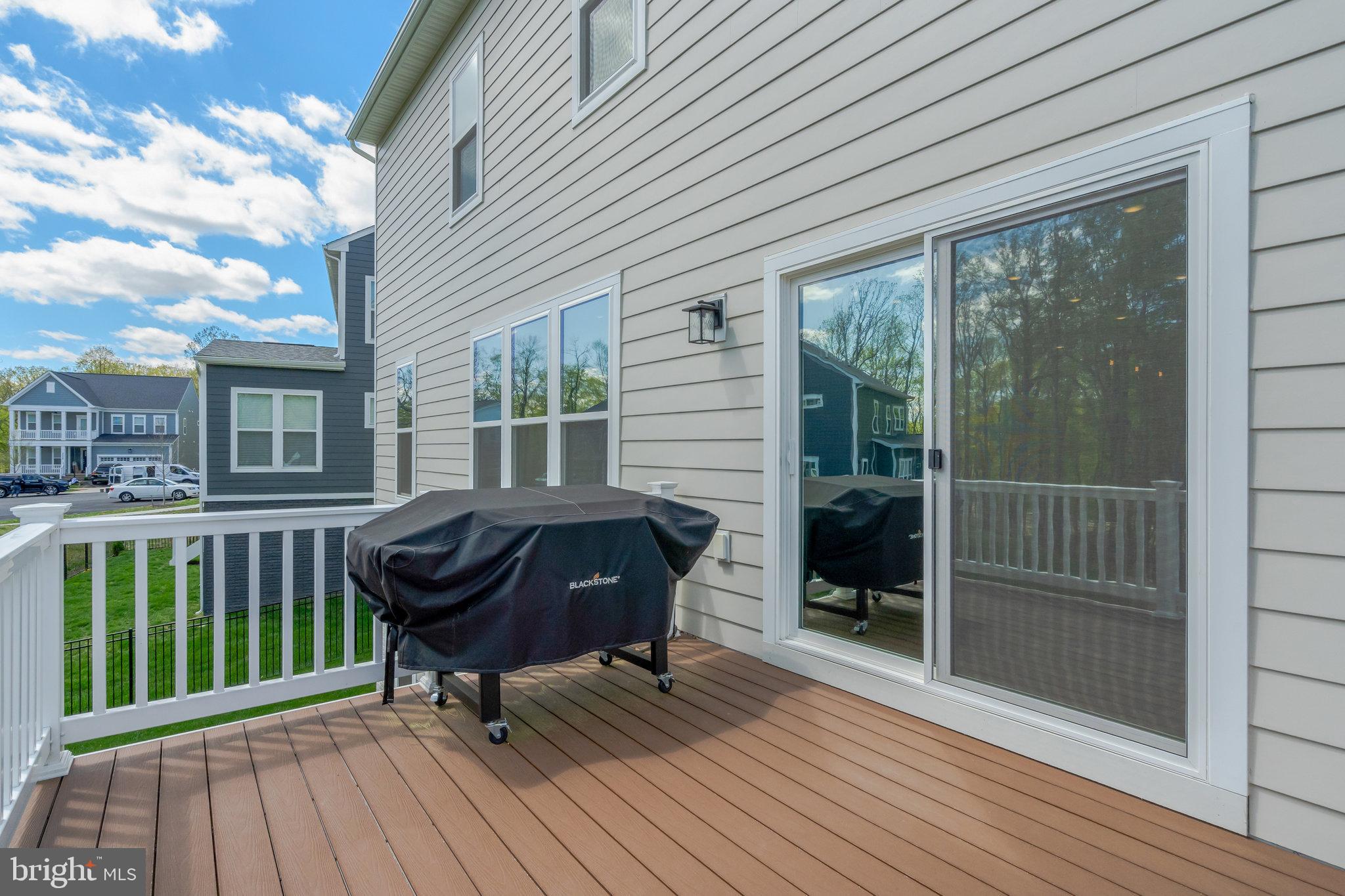 POTOMAC SHORES - Residential