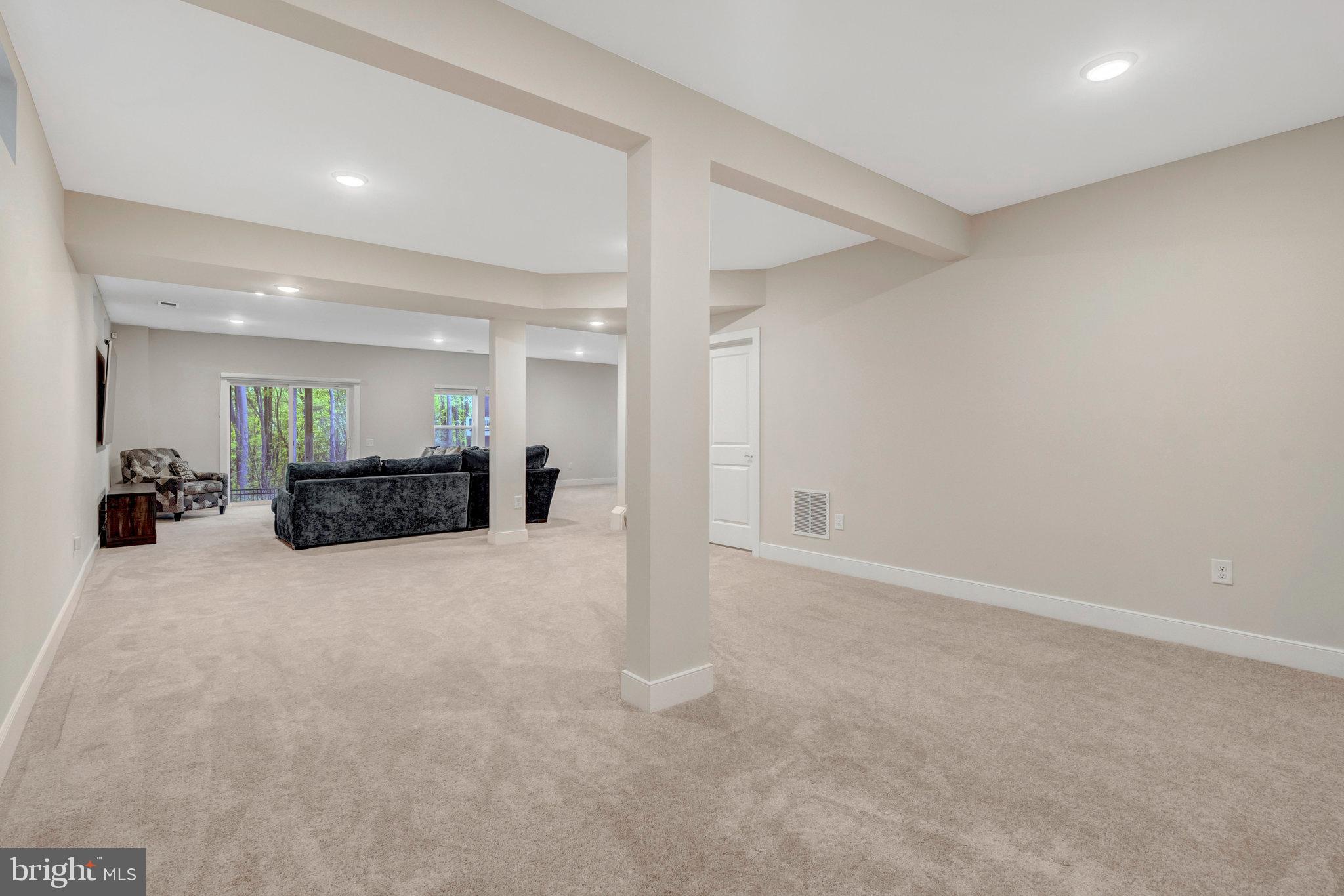 POTOMAC SHORES - Residential