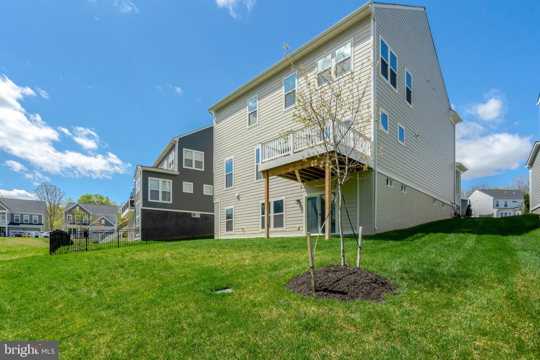 POTOMAC SHORES - Residential