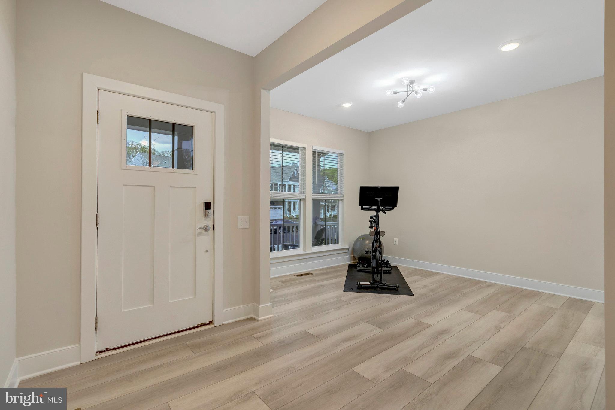 POTOMAC SHORES - Residential