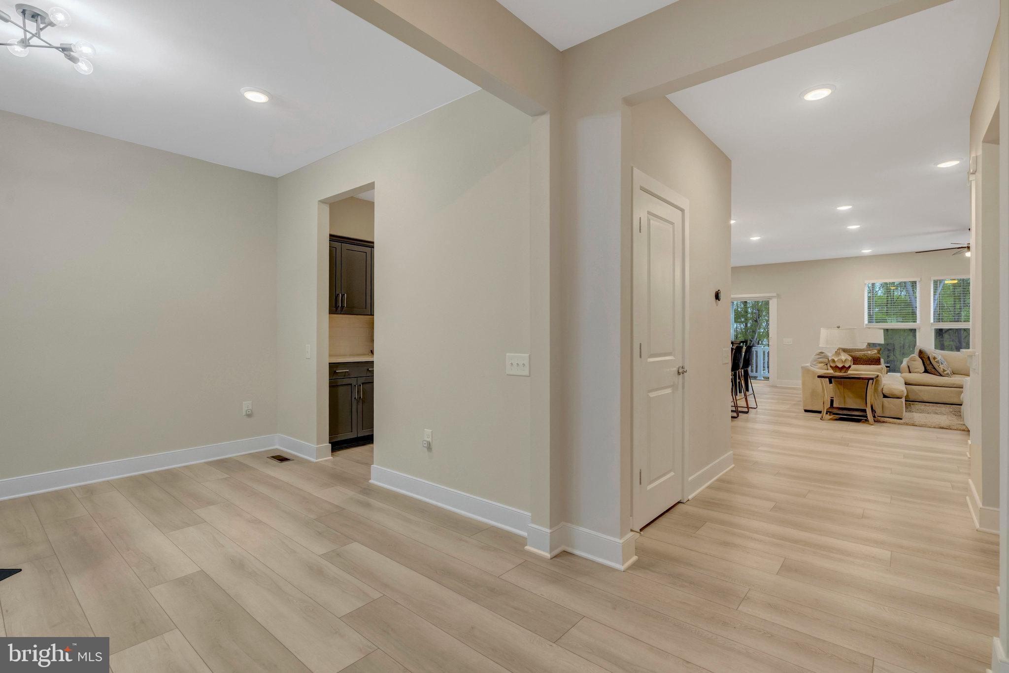 POTOMAC SHORES - Residential