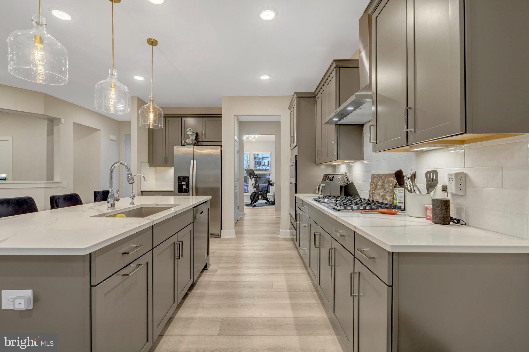 POTOMAC SHORES - Residential