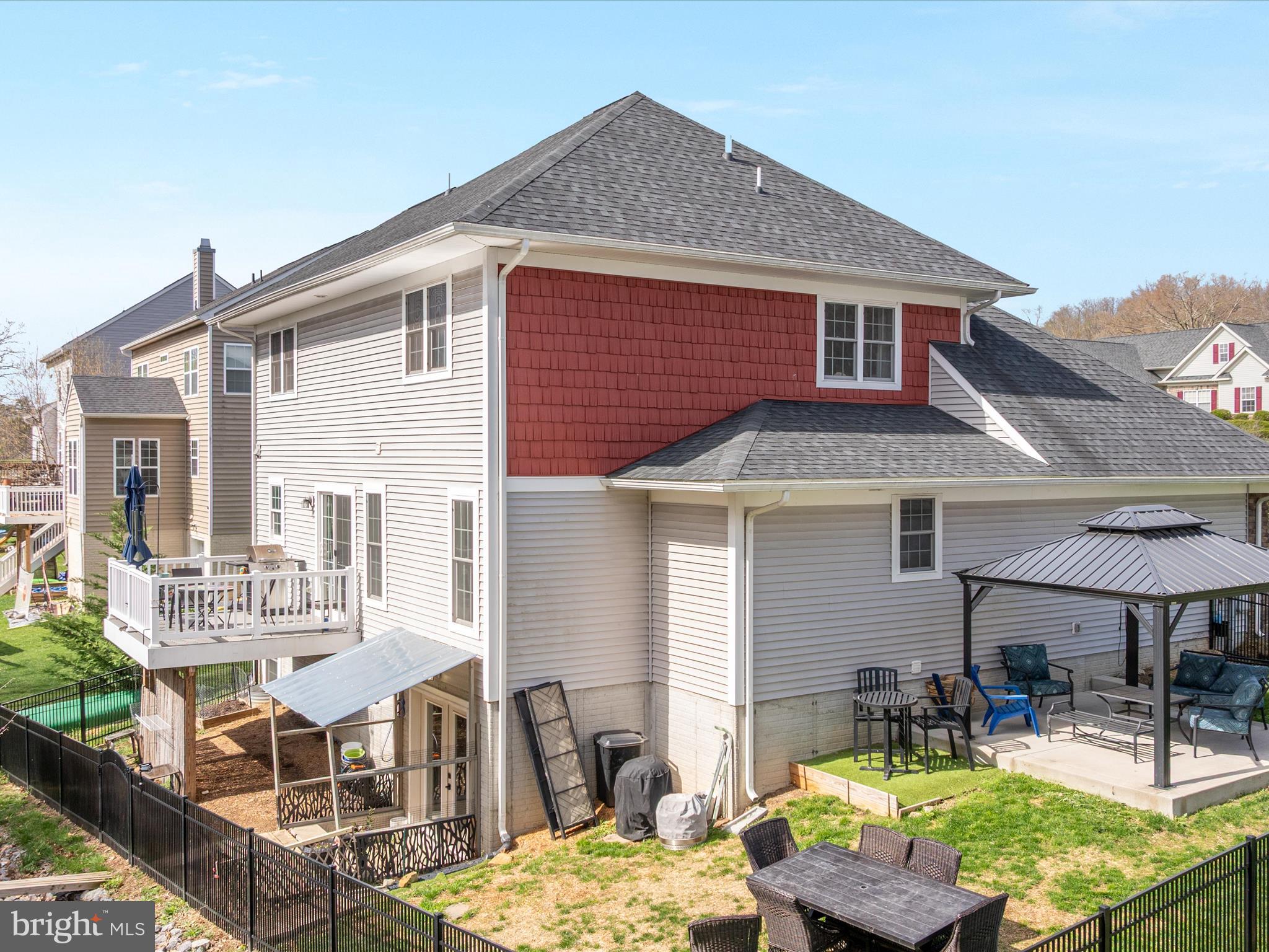 LAKE HOLIDAY ESTATES - Residential