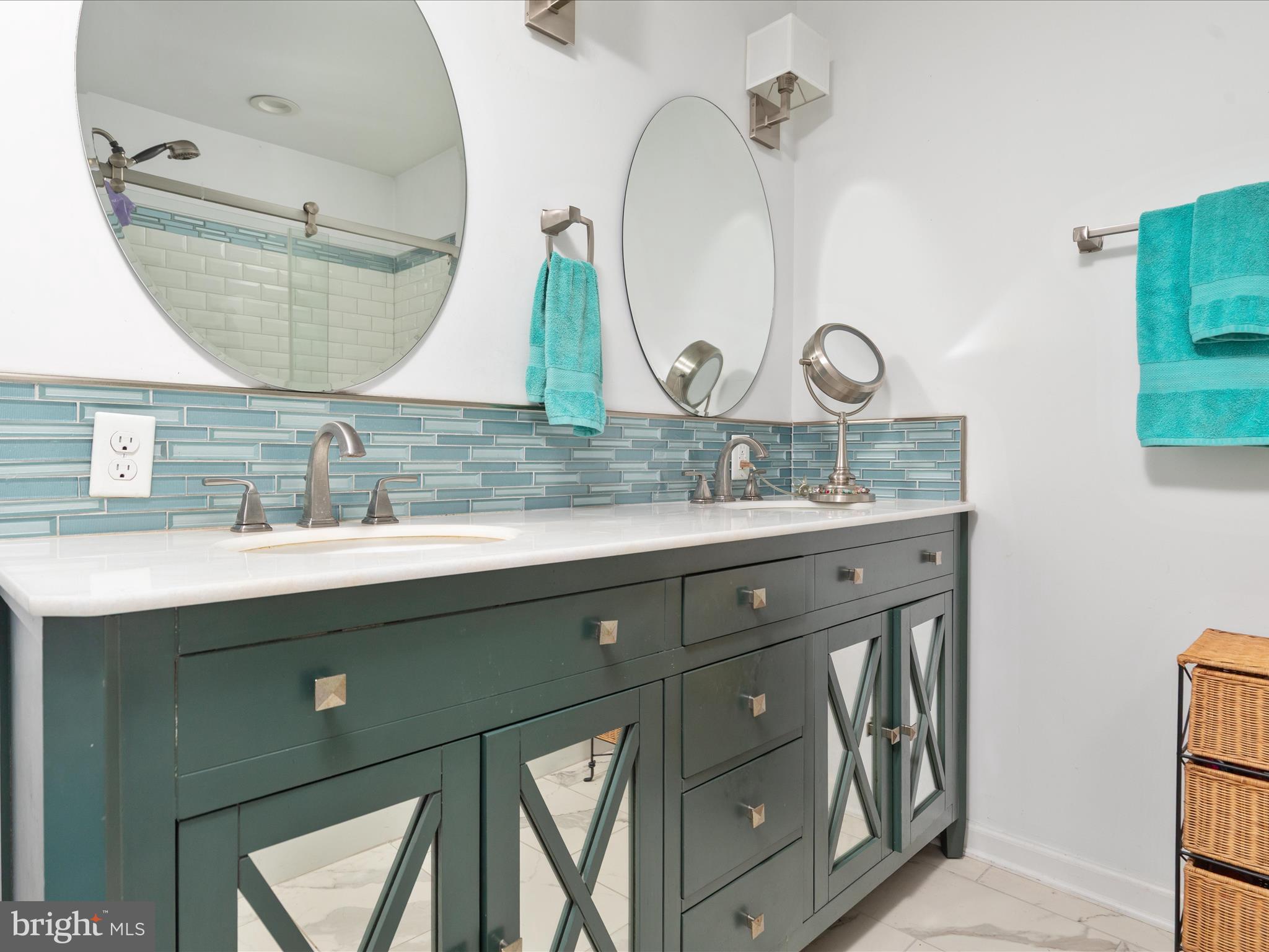 LAKE HOLIDAY ESTATES - Residential