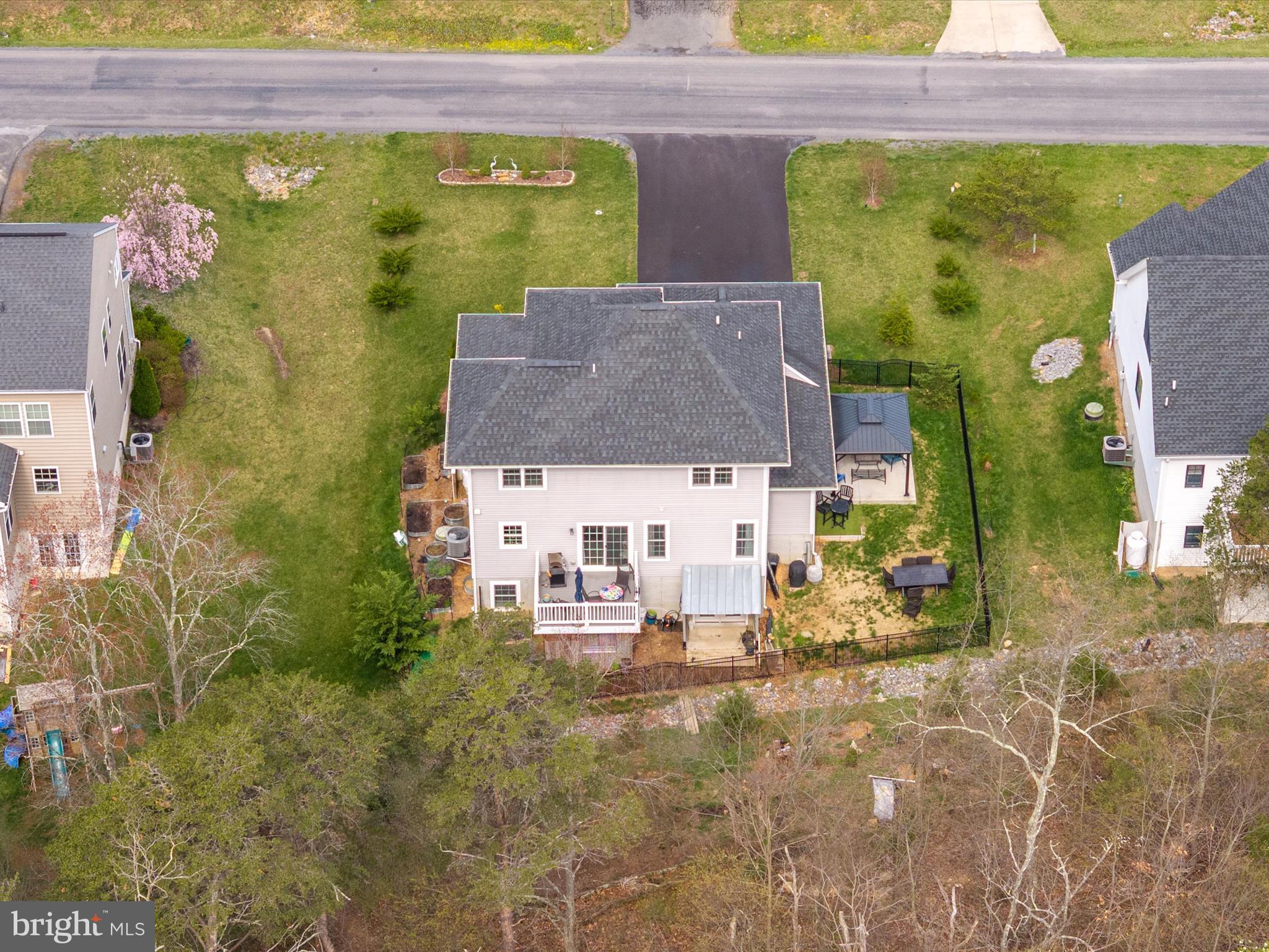 LAKE HOLIDAY ESTATES - Residential