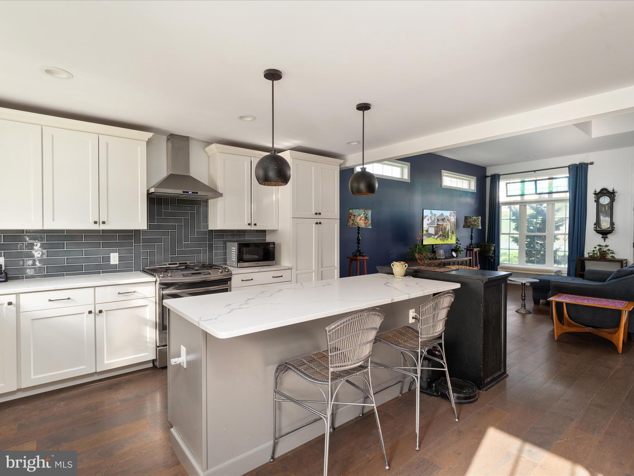 LAKE HOLIDAY ESTATES - Residential