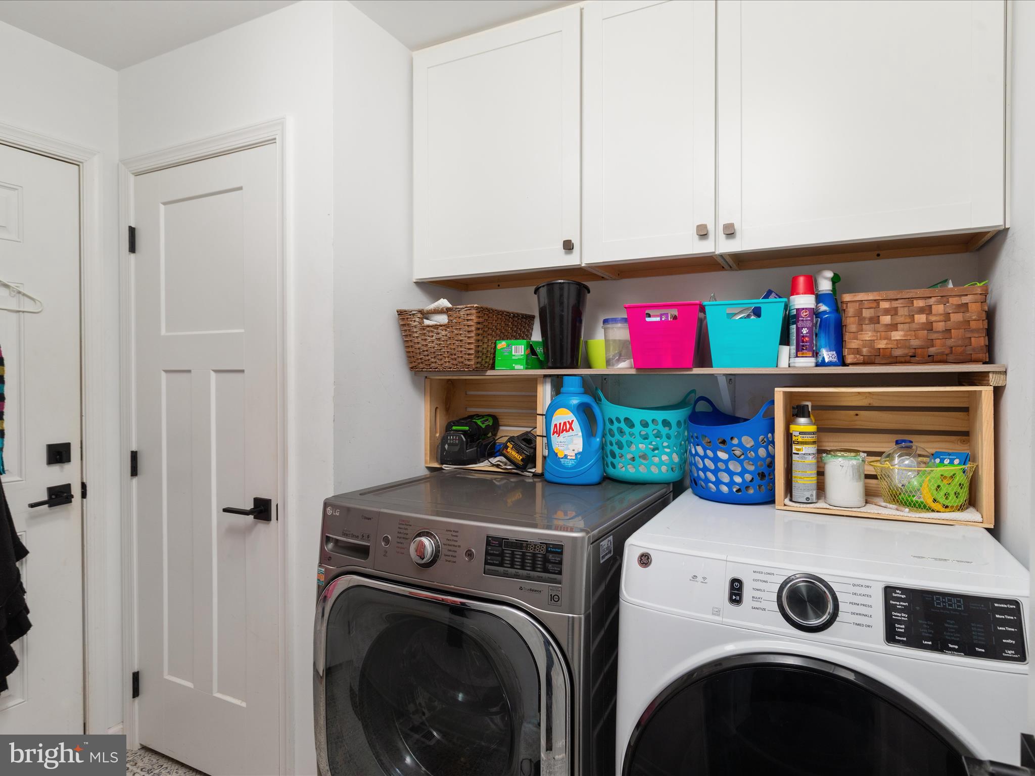 LAKE HOLIDAY ESTATES - Residential