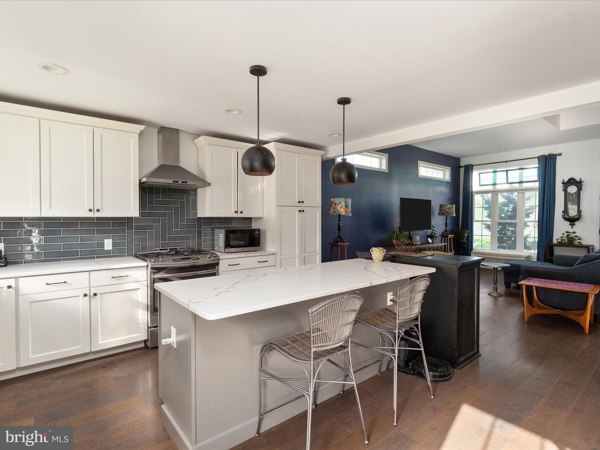 LAKE HOLIDAY ESTATES - Residential