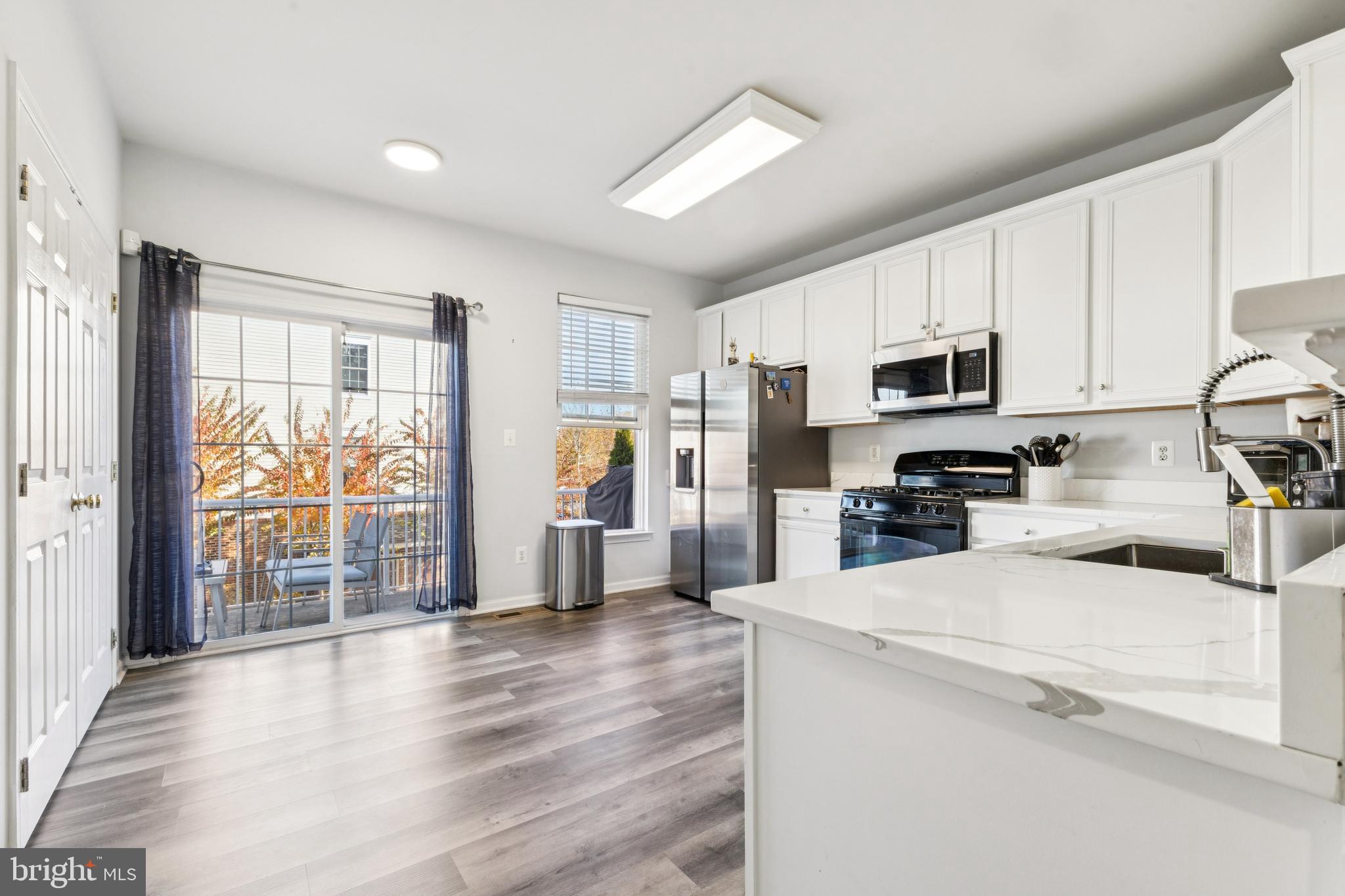 AMBERLEA AT SOUTH RIDING - Residential