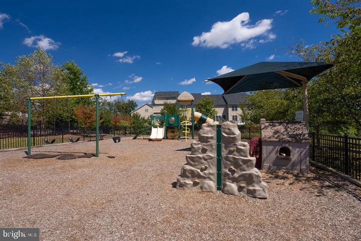 AMBERLEA AT SOUTH RIDING - Residential