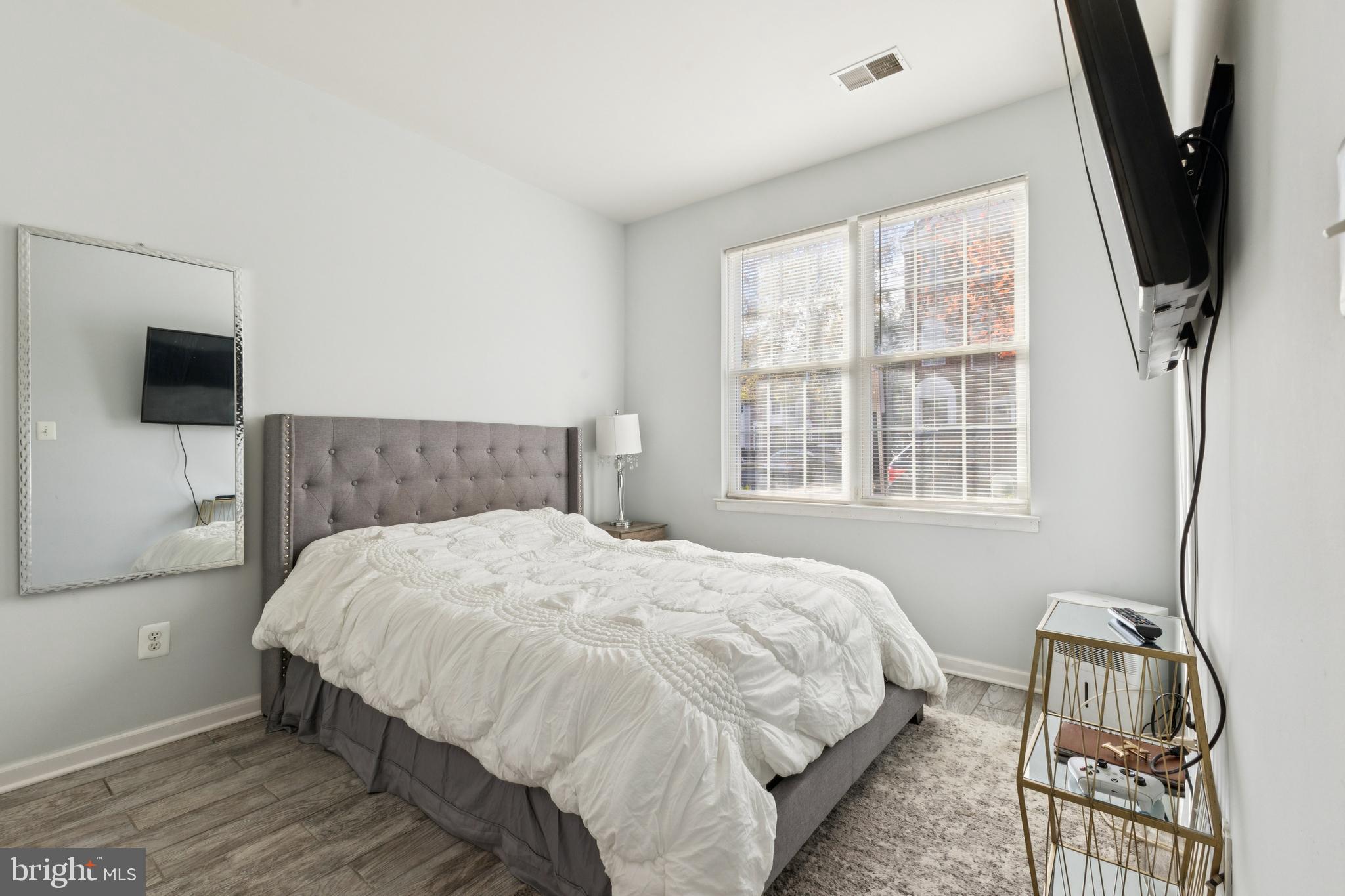 AMBERLEA AT SOUTH RIDING - Residential