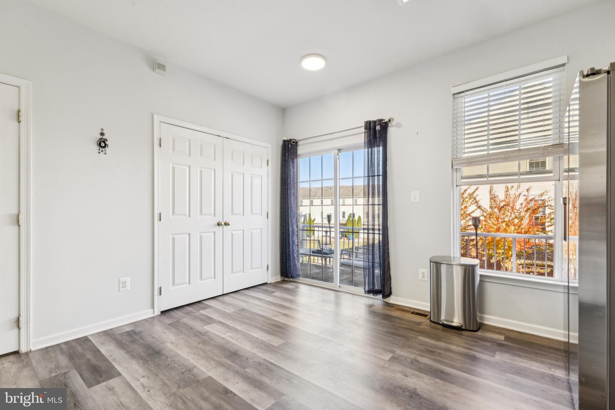 AMBERLEA AT SOUTH RIDING - Residential