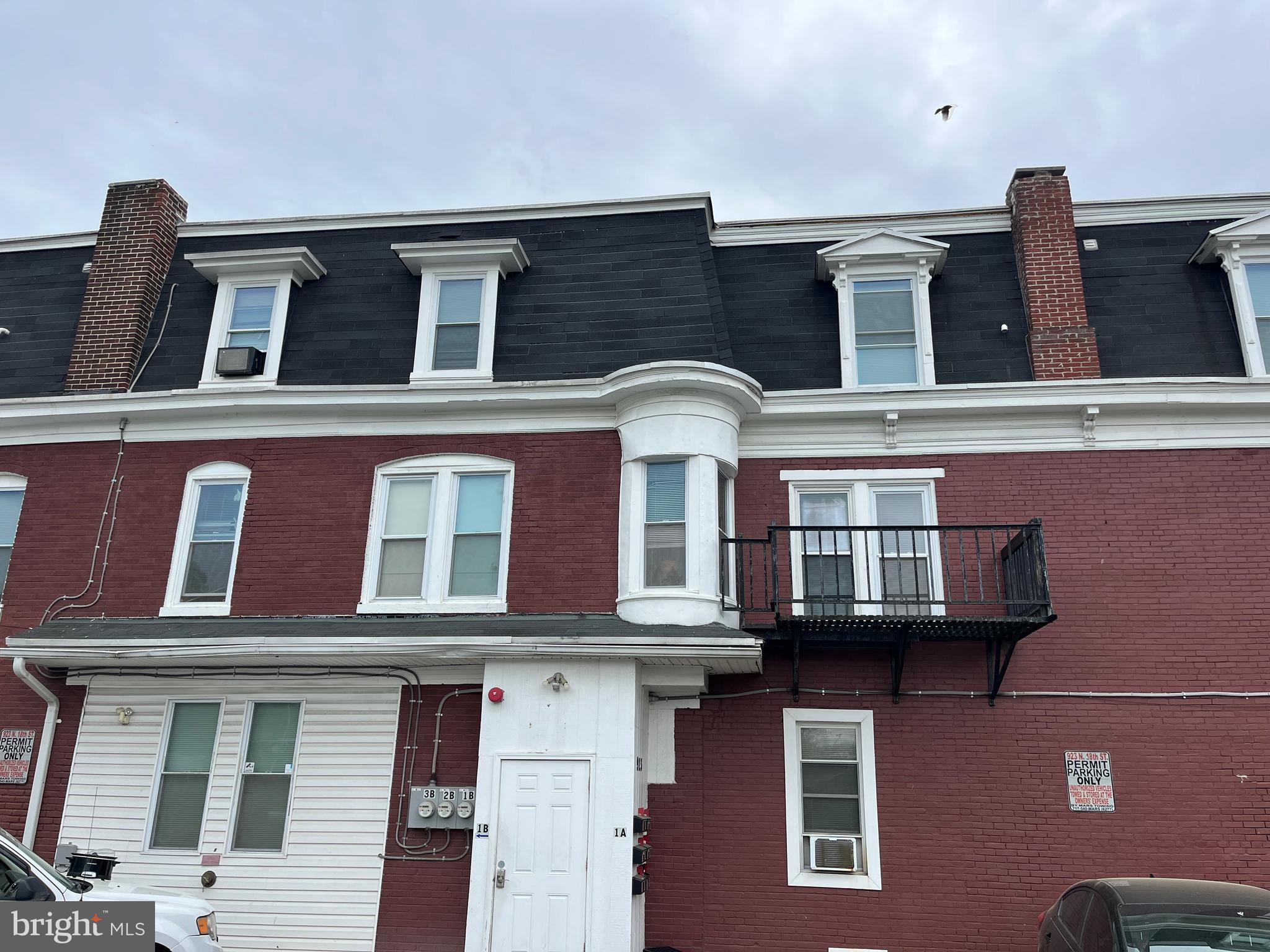 Investor Alert!! Multi-Unit with Parking!!
AGENT RELATED TO OWNER.
LIST PRICE IS ABSOLUTE BOTTOM LINE AND NOT NEGOTIABLE FOR ANY REASON. ALL POTENTIAL BUYERS ARE ENCOURAGED TO DRIVE-BY PROPERTY TO CONFIRM FURTHER INTEREST.
**OUT OF RESPECT FOR TENANTS, OWNER WILL NOT SCHEDULE SHOWINGS WITHOUT A LETTER IF INTENT, AT FULL LISTED PRICE, AND PROOF OF FUNDS; SUBJECT TO BUYER INSPECTION.
This price point includes a 45-day Seller Warranty on all mechanicals (Electrical rough, Plumbing rough, Heating, and Appliances). During the Seller Warranty period, Seller will also warranty the roof to make leak related repairs if needed. In addition, properties to be delivered in condition able to pass a Section-8 Inspection.