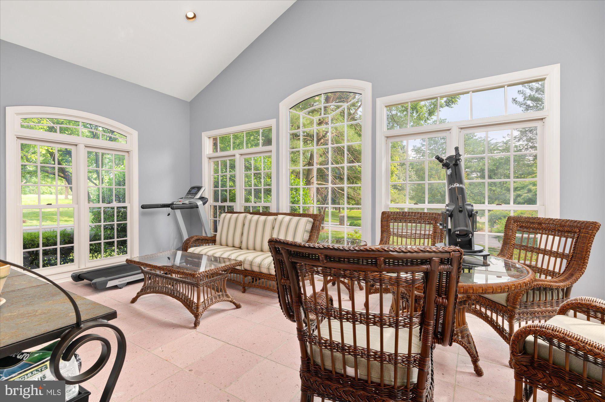 AVENEL - Residential