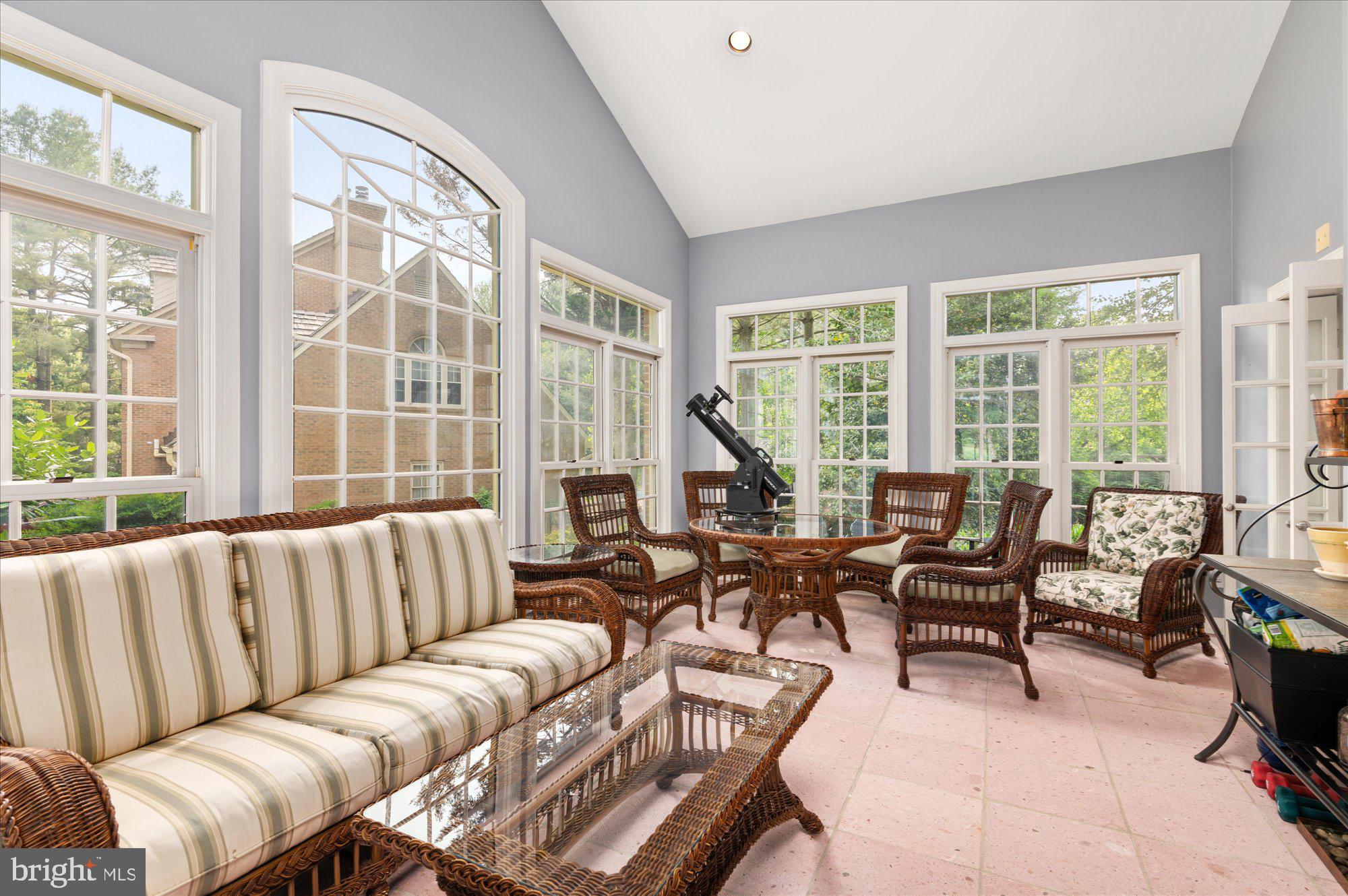 AVENEL - Residential