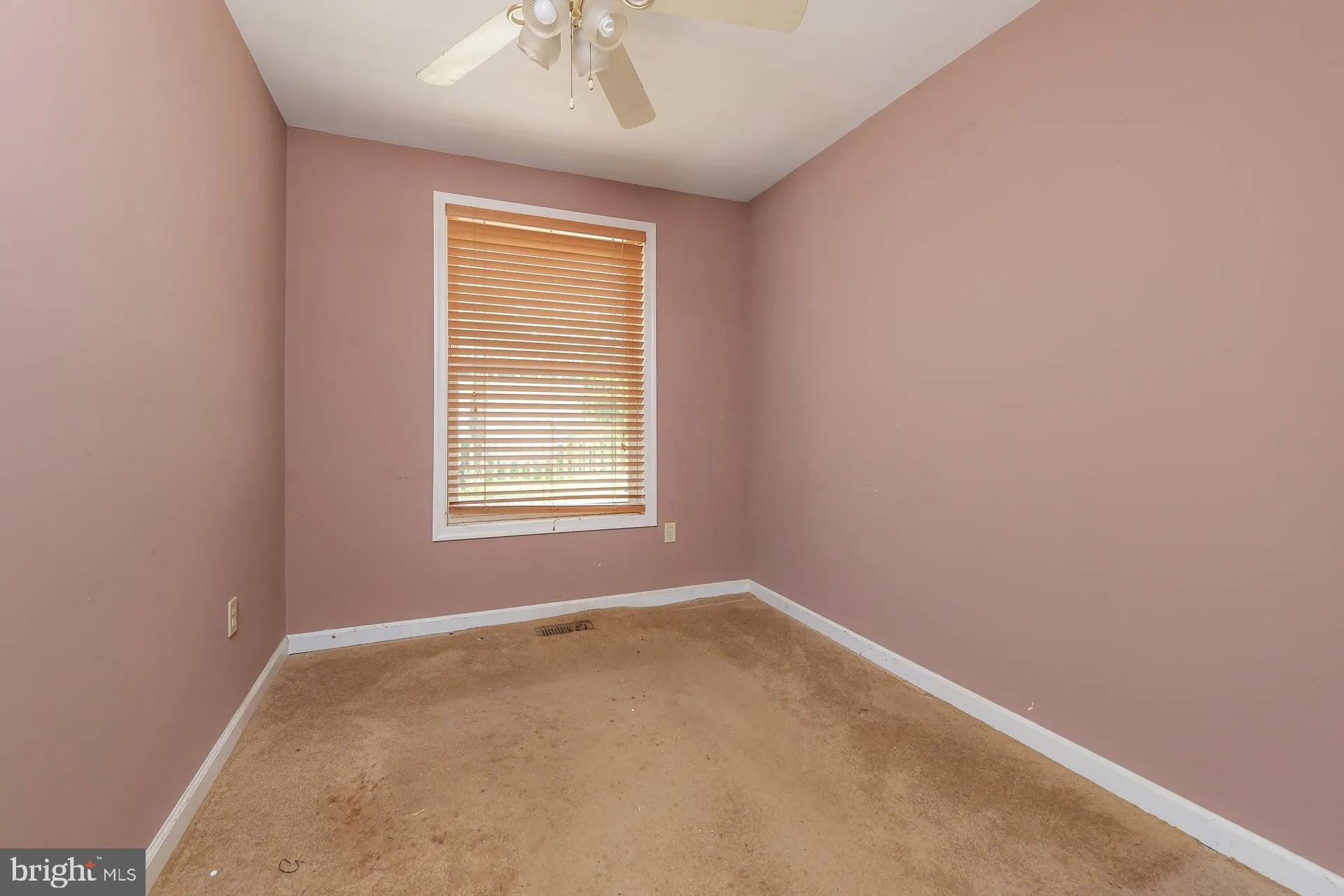 Clementon, New Jersey 08021, United States, 3 Bedrooms Bedrooms, ,2 BathroomsBathrooms,Residential,Pending,203188