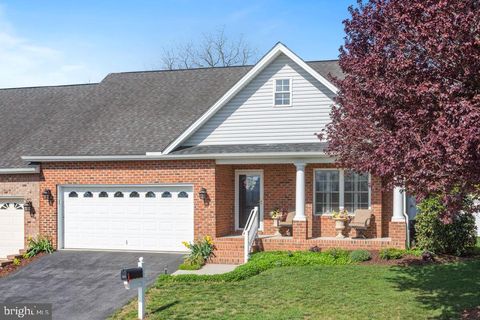 521 HICKORY GROVE CIRCLE HARRISONBURG VA 22801