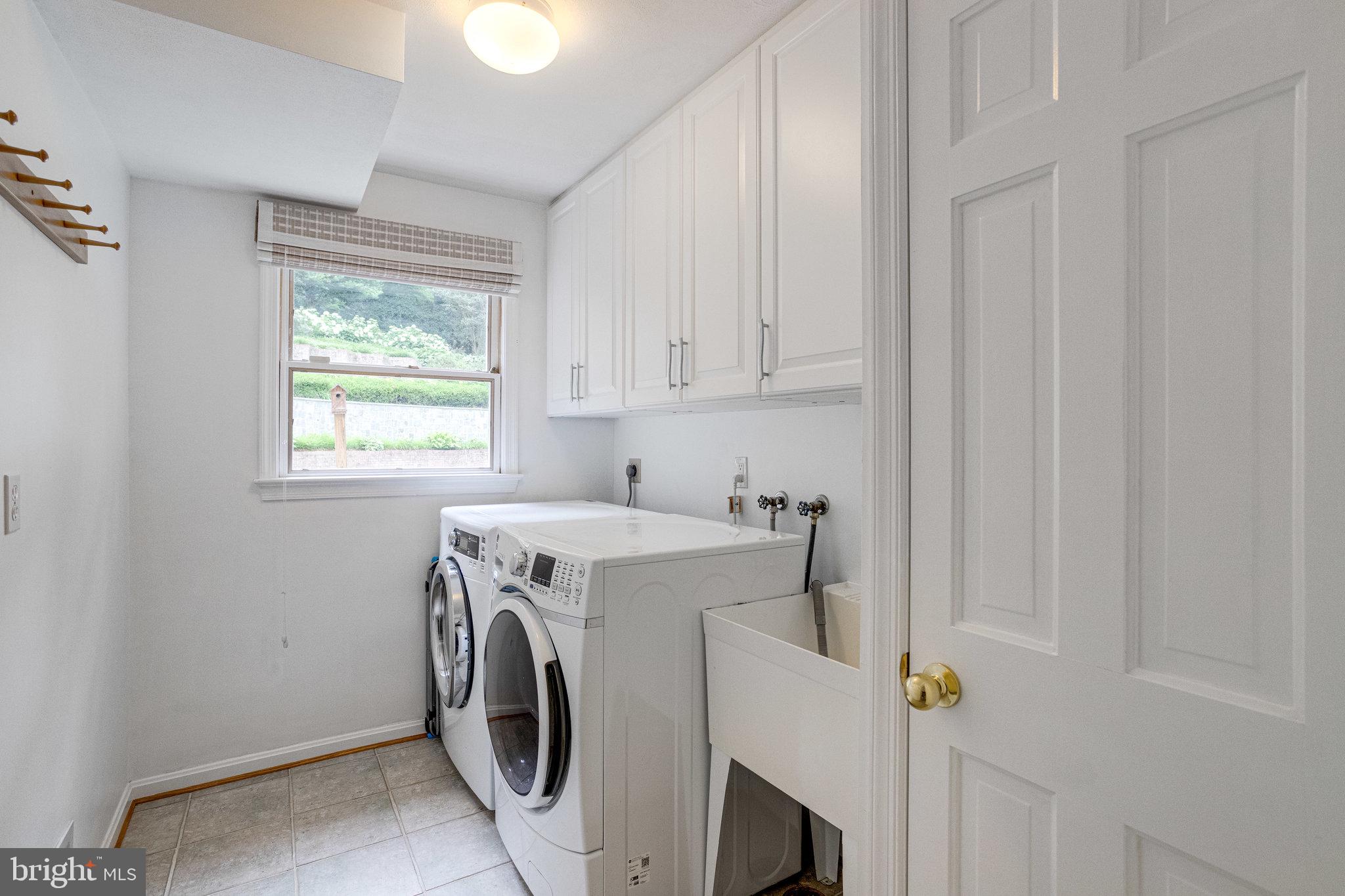 OLDE SWINKS MILL ESTATES - Residential