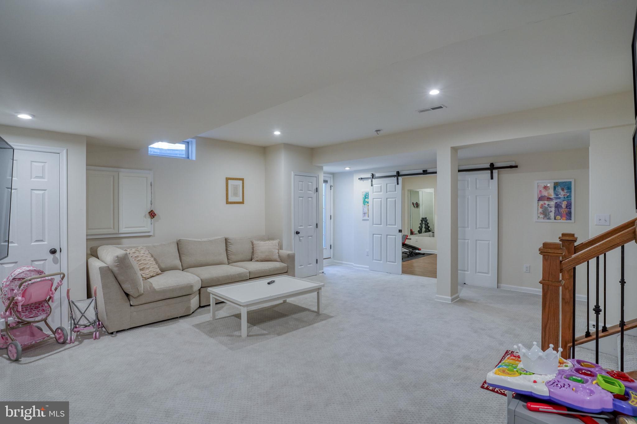 PARKSIDE - Residential