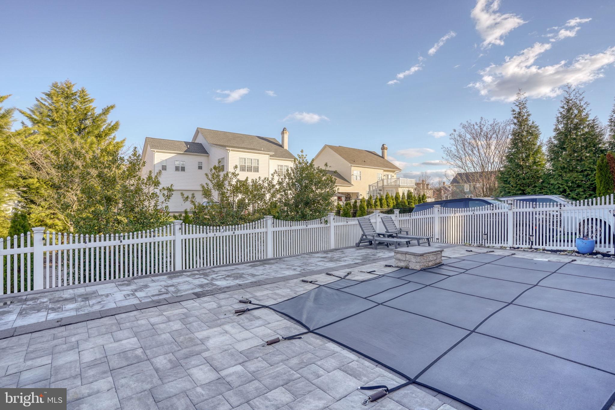 PARKSIDE - Residential