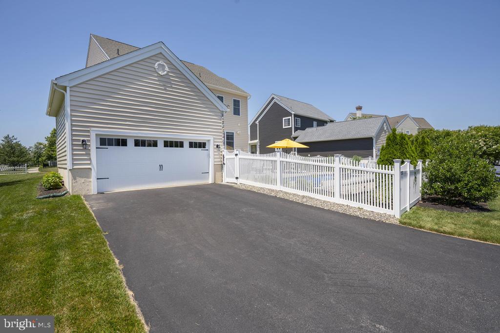 PARKSIDE - Residential