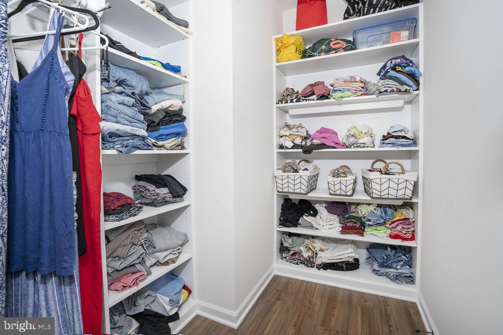 PARKSIDE - Residential