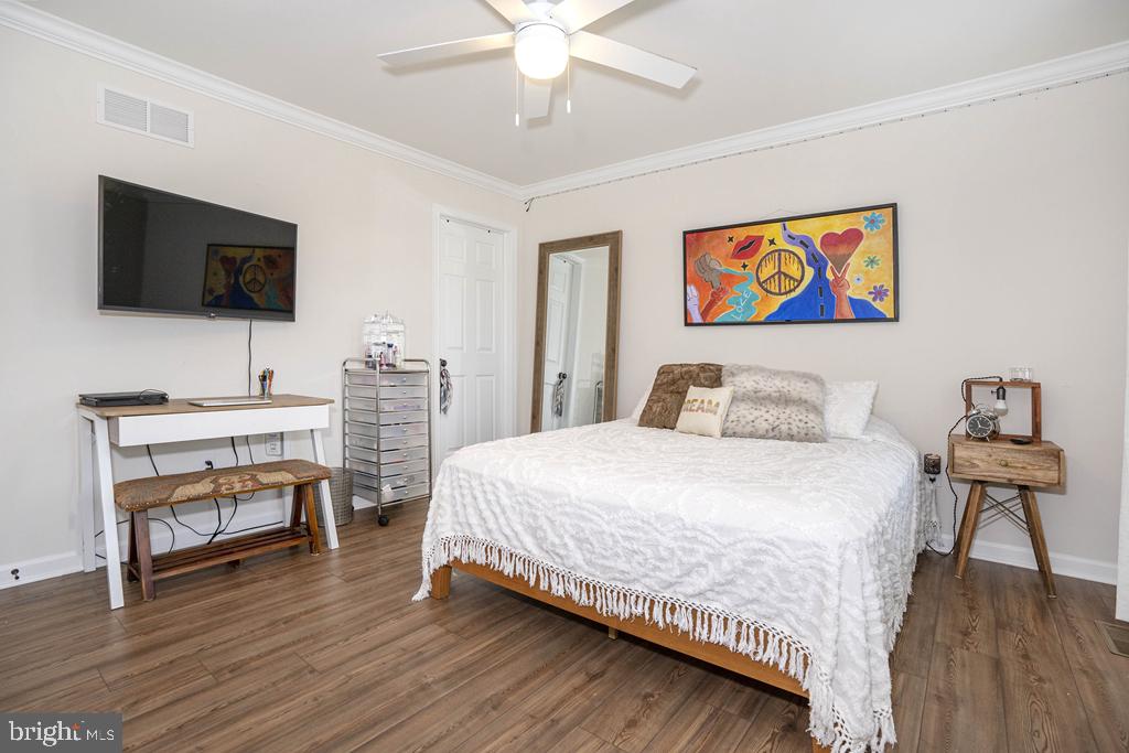 PARKSIDE - Residential