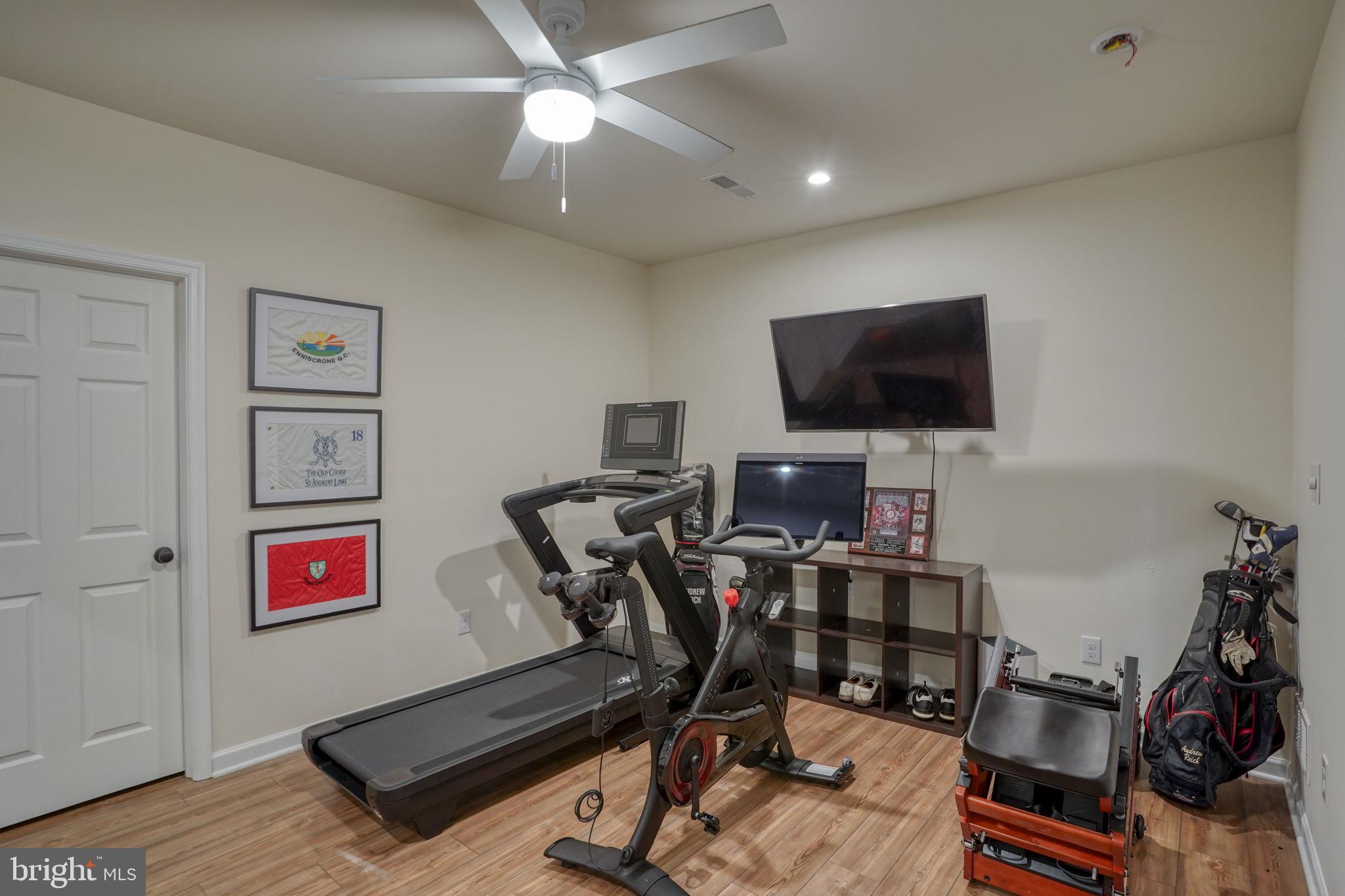 PARKSIDE - Residential