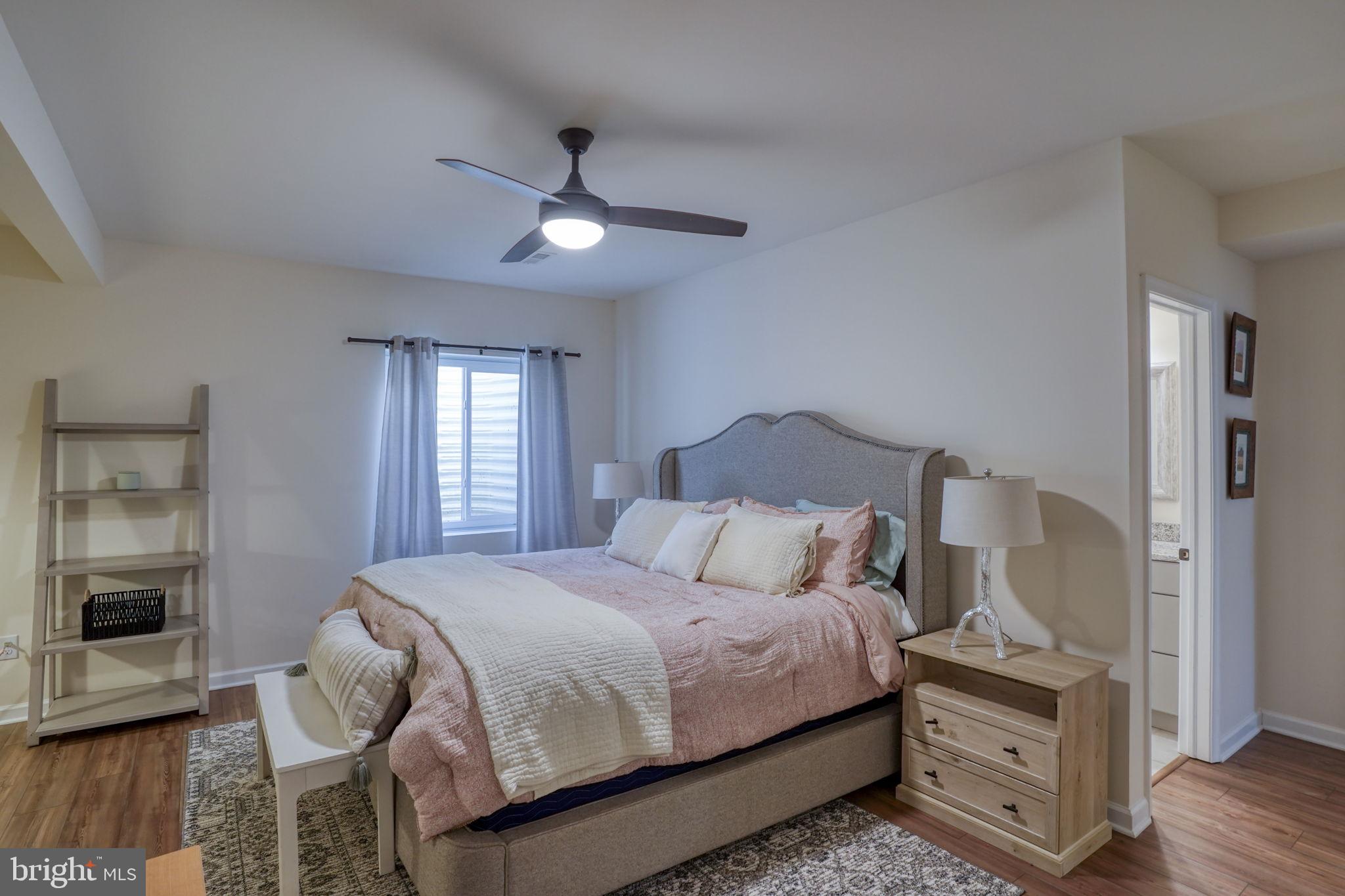 PARKSIDE - Residential