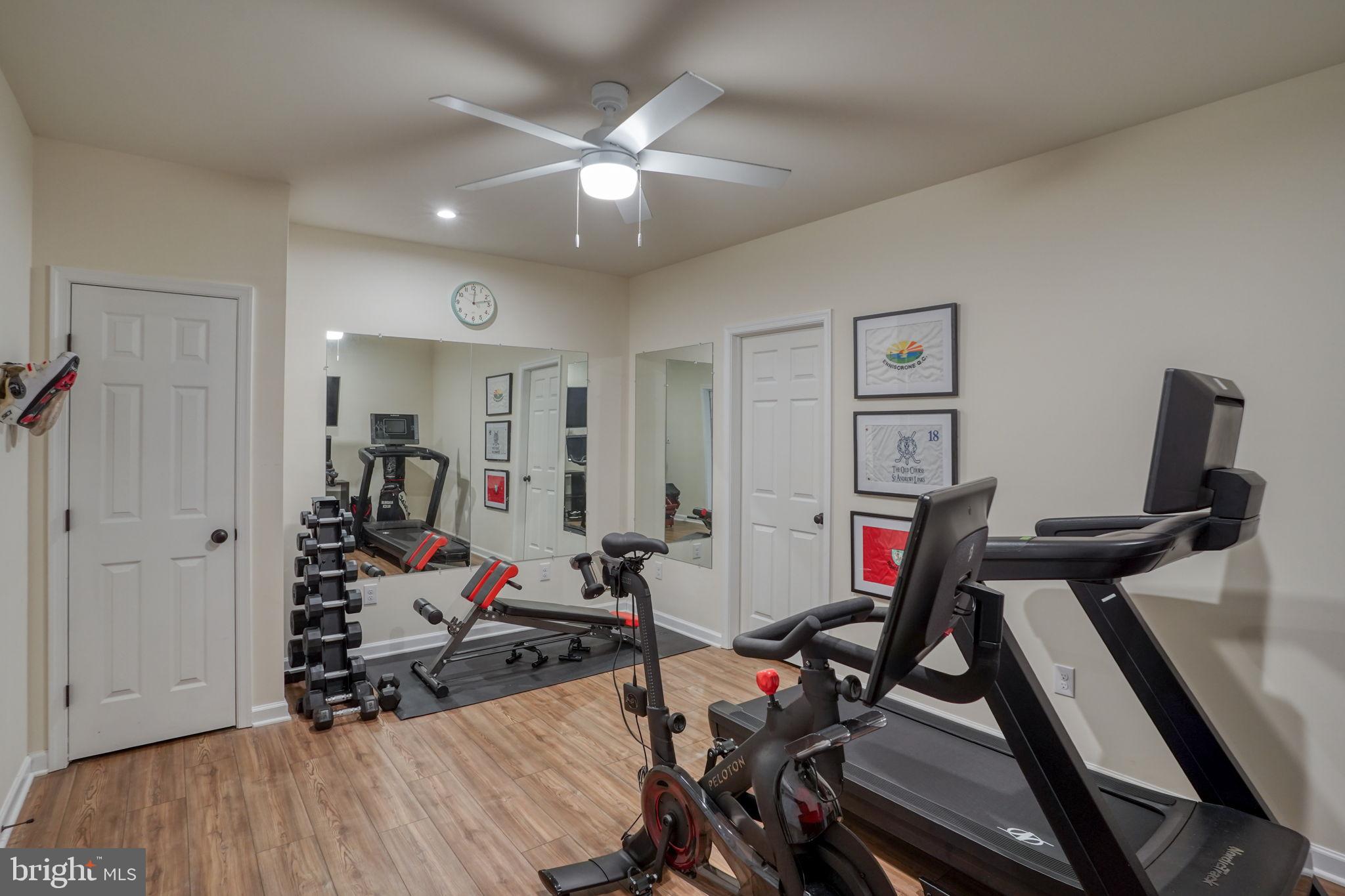 PARKSIDE - Residential