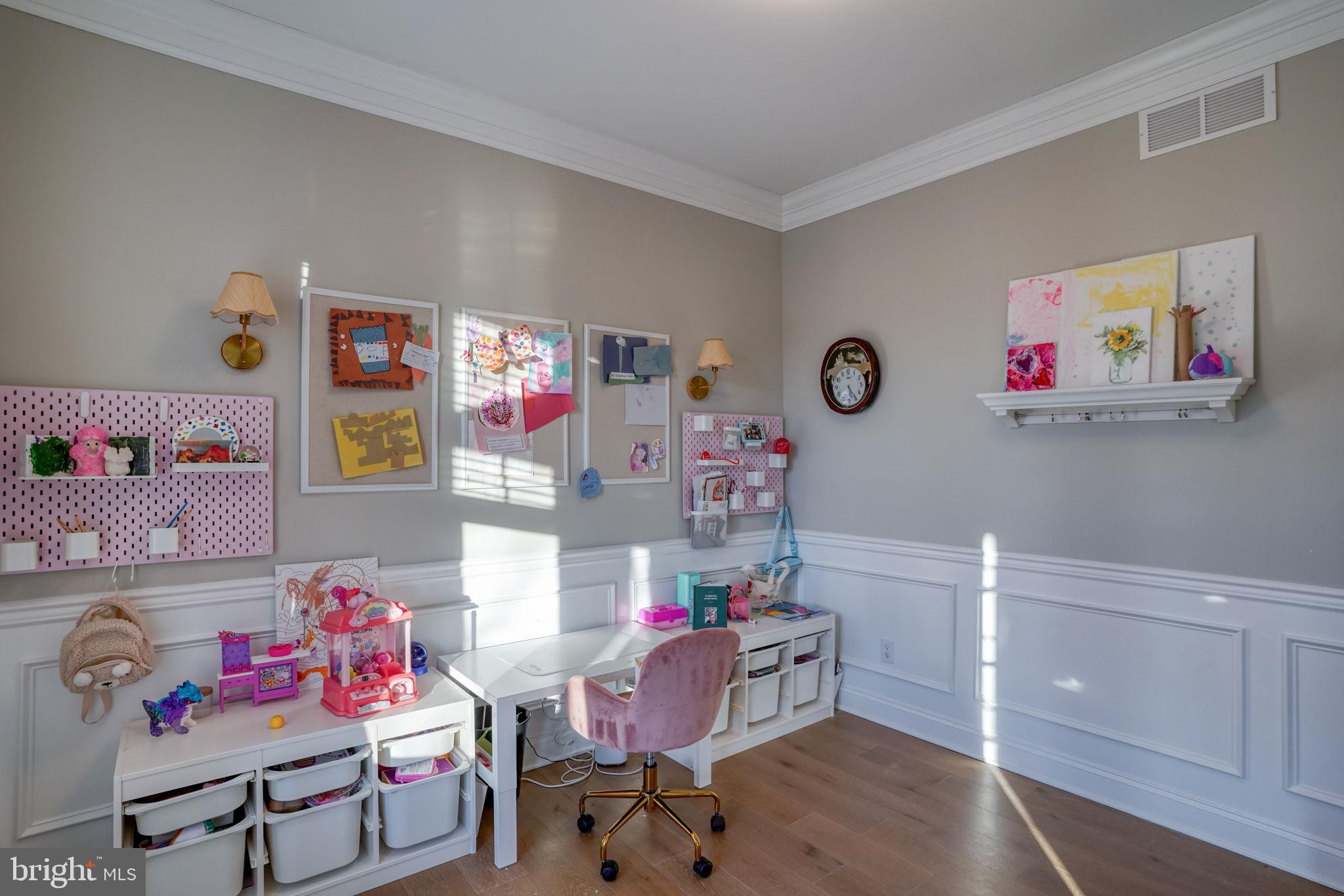 PARKSIDE - Residential