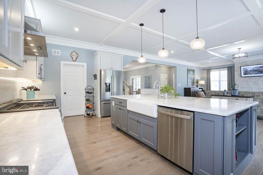 This home is just stunning, Welcome home to 721 Idlewyld Drive.  This home has it all, open concept, breathtaking updates, a backyard oasis.......COMING SOON