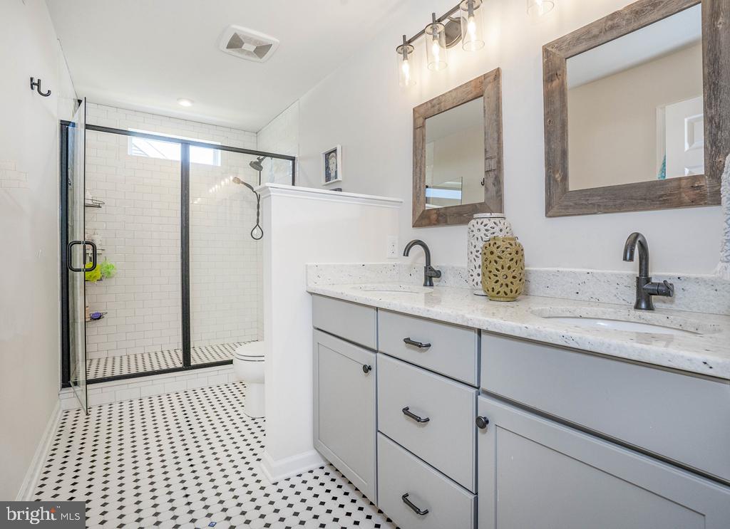 PARKSIDE - Residential