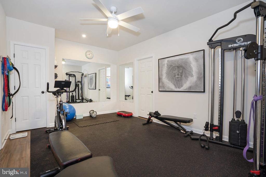 PARKSIDE - Residential