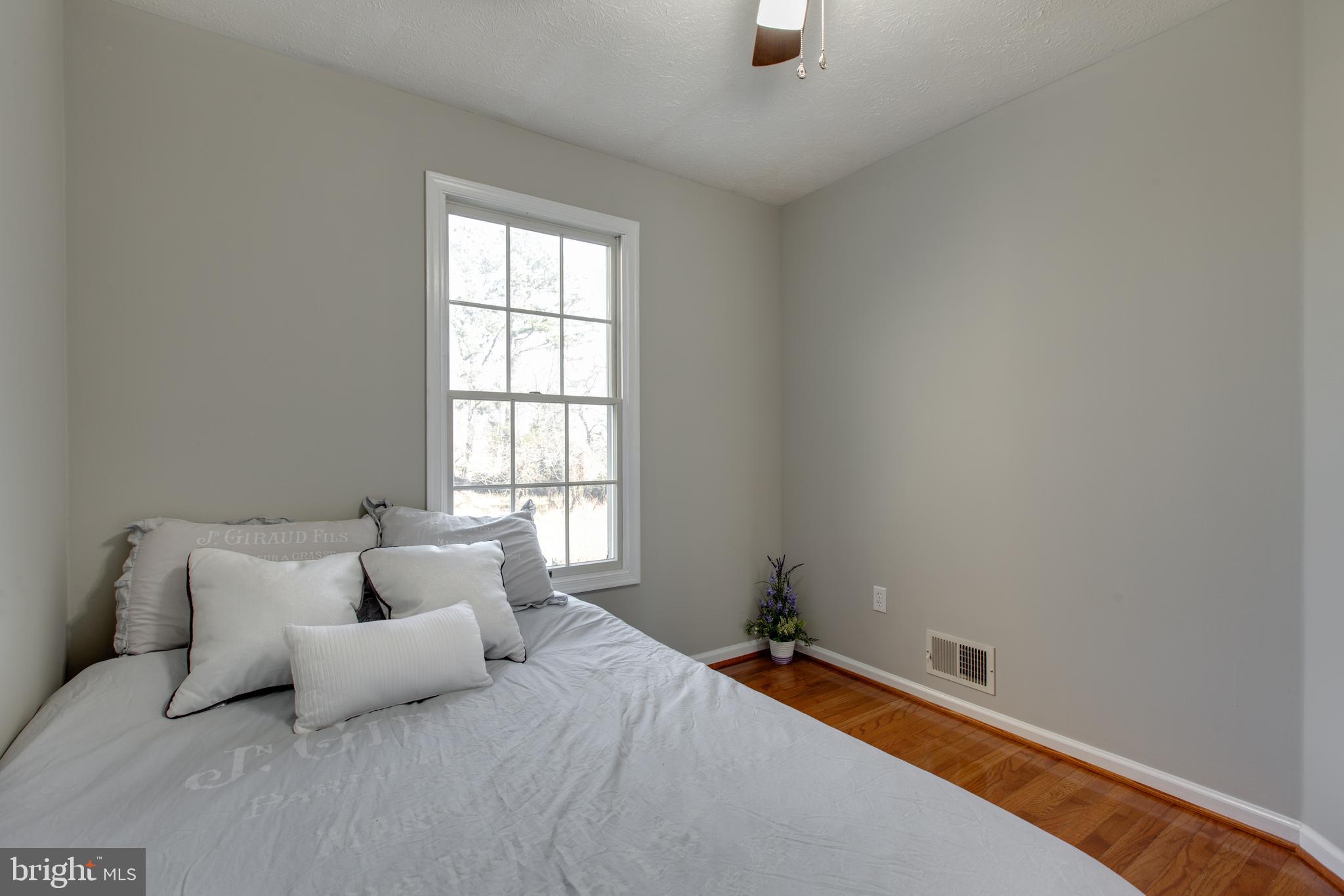 BRIGHTFIELD - Residential Lease