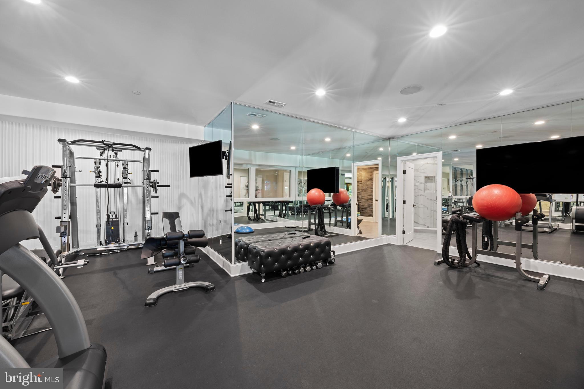 CASTANEA ESTATES - Residential